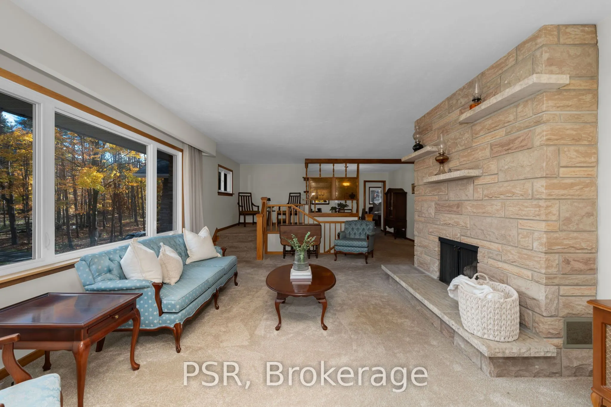 1632 Old Barrie Road E