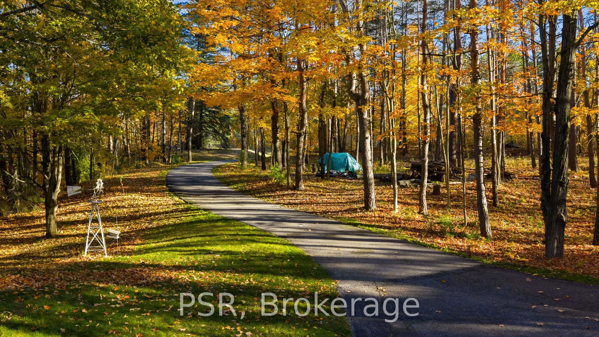 1632 Old Barrie Road E