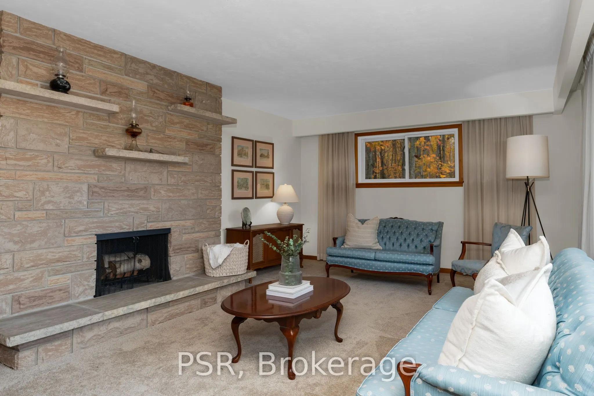 1632 Old Barrie Road E