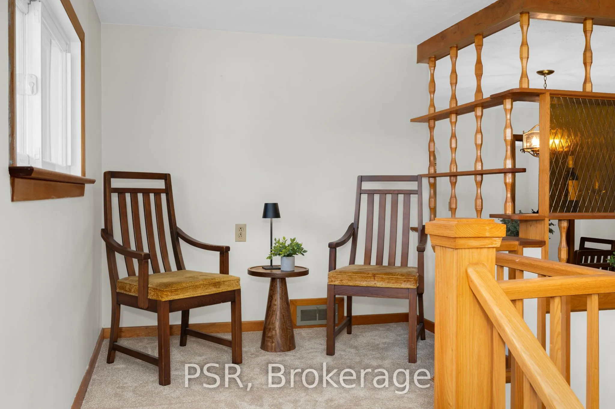 1632 Old Barrie Road E