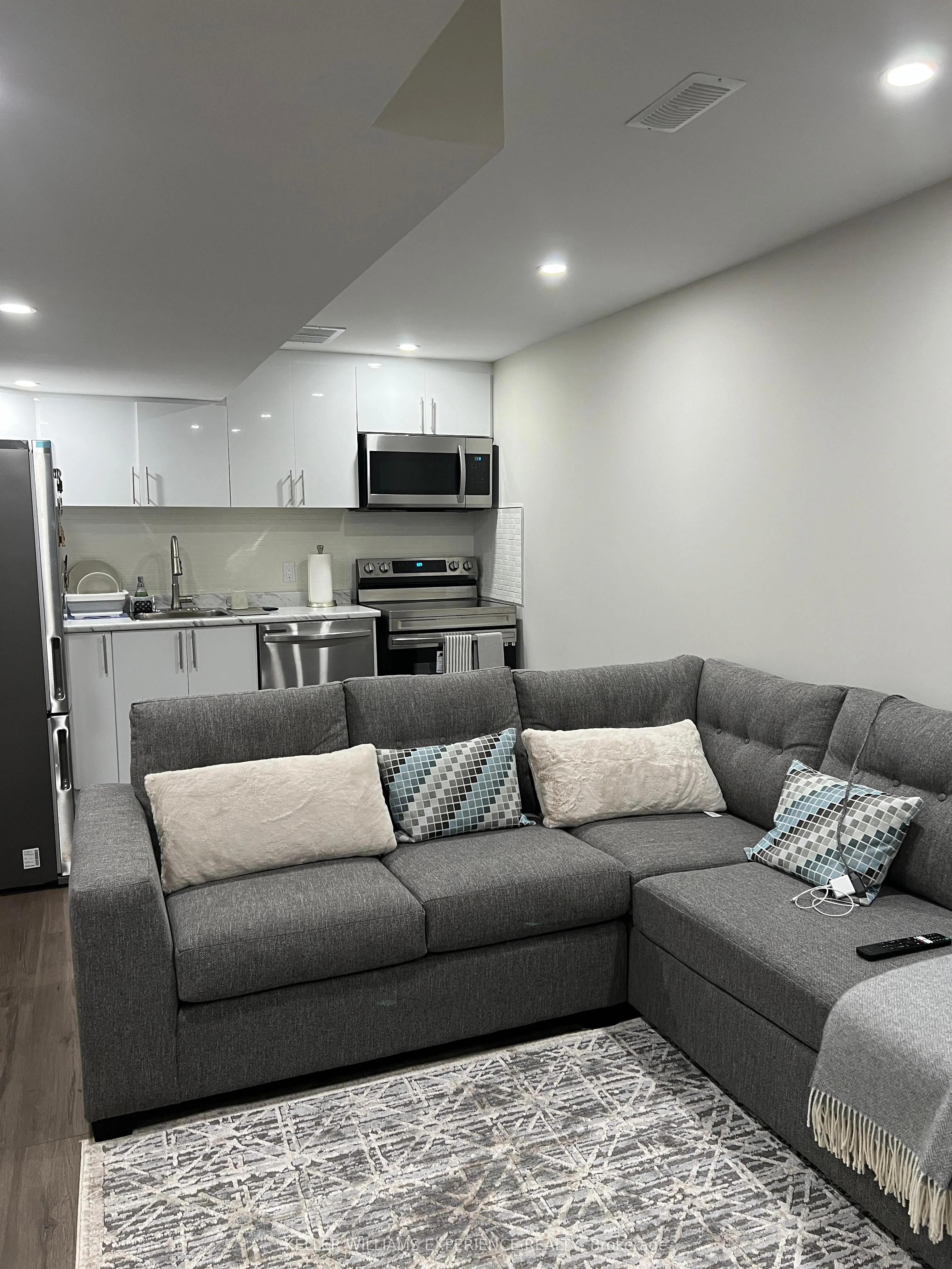 8 Grace Crescent, #Bsmt