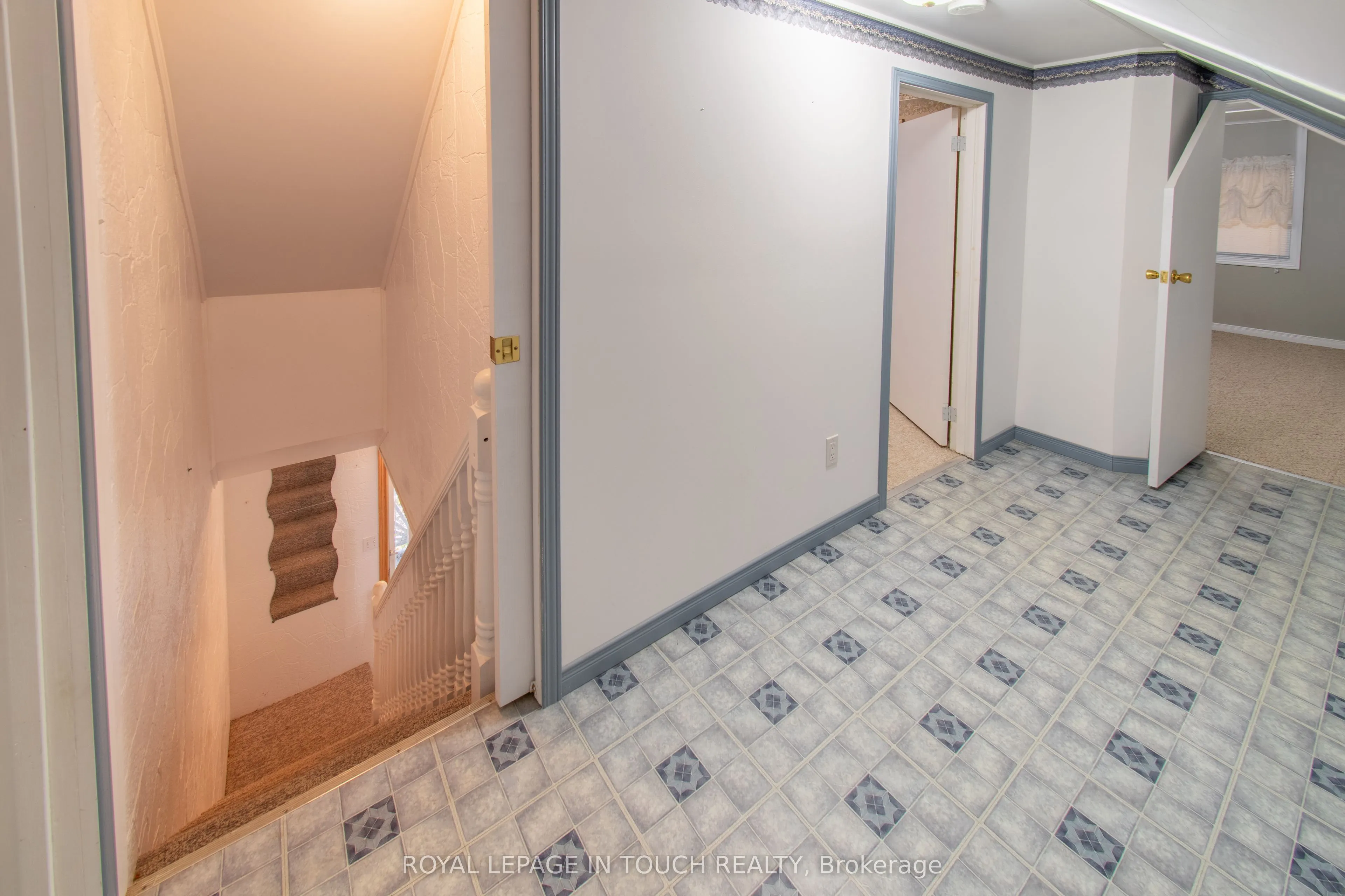 748 Overhead bridge Road