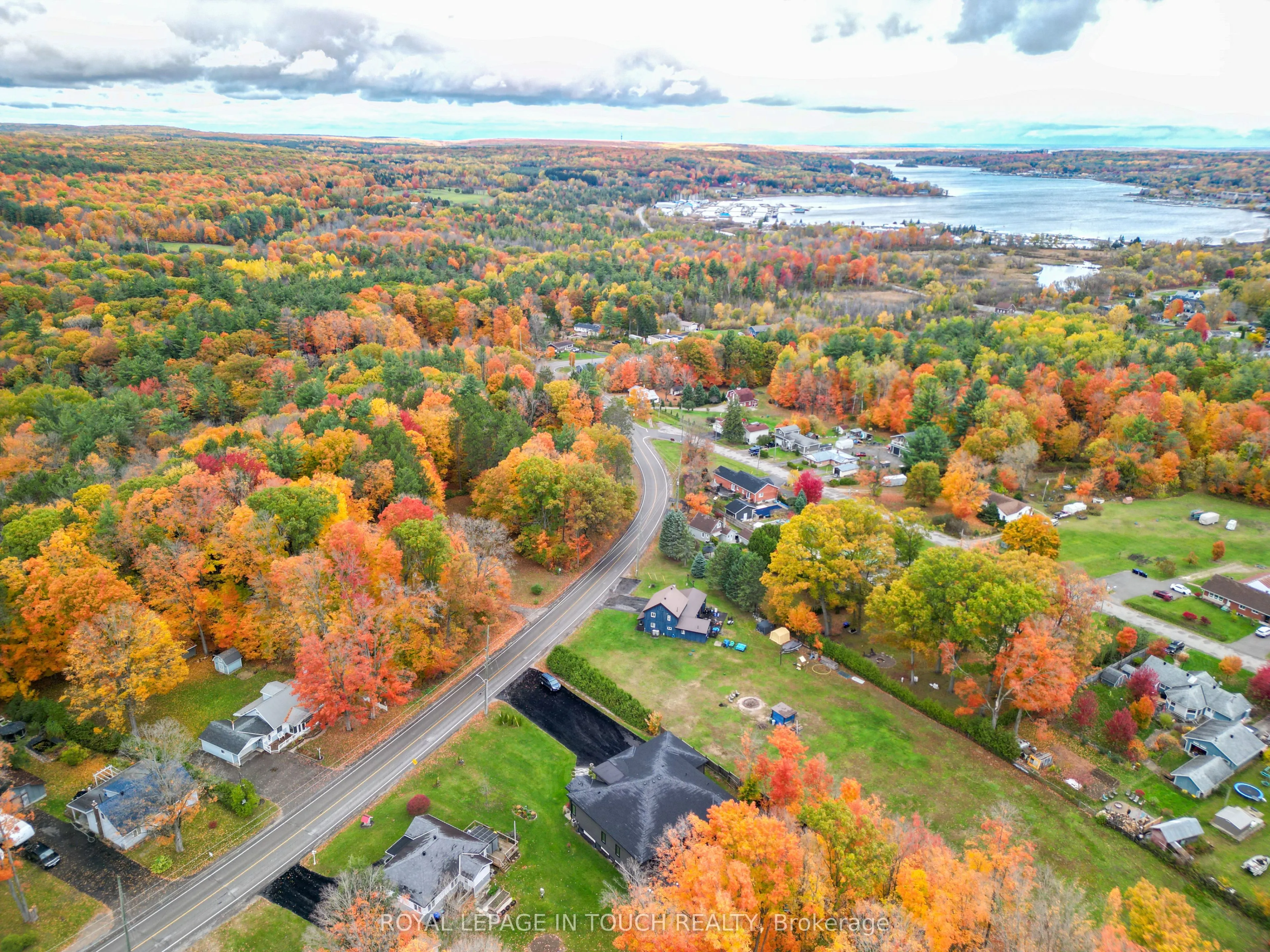 748 Overhead bridge Road