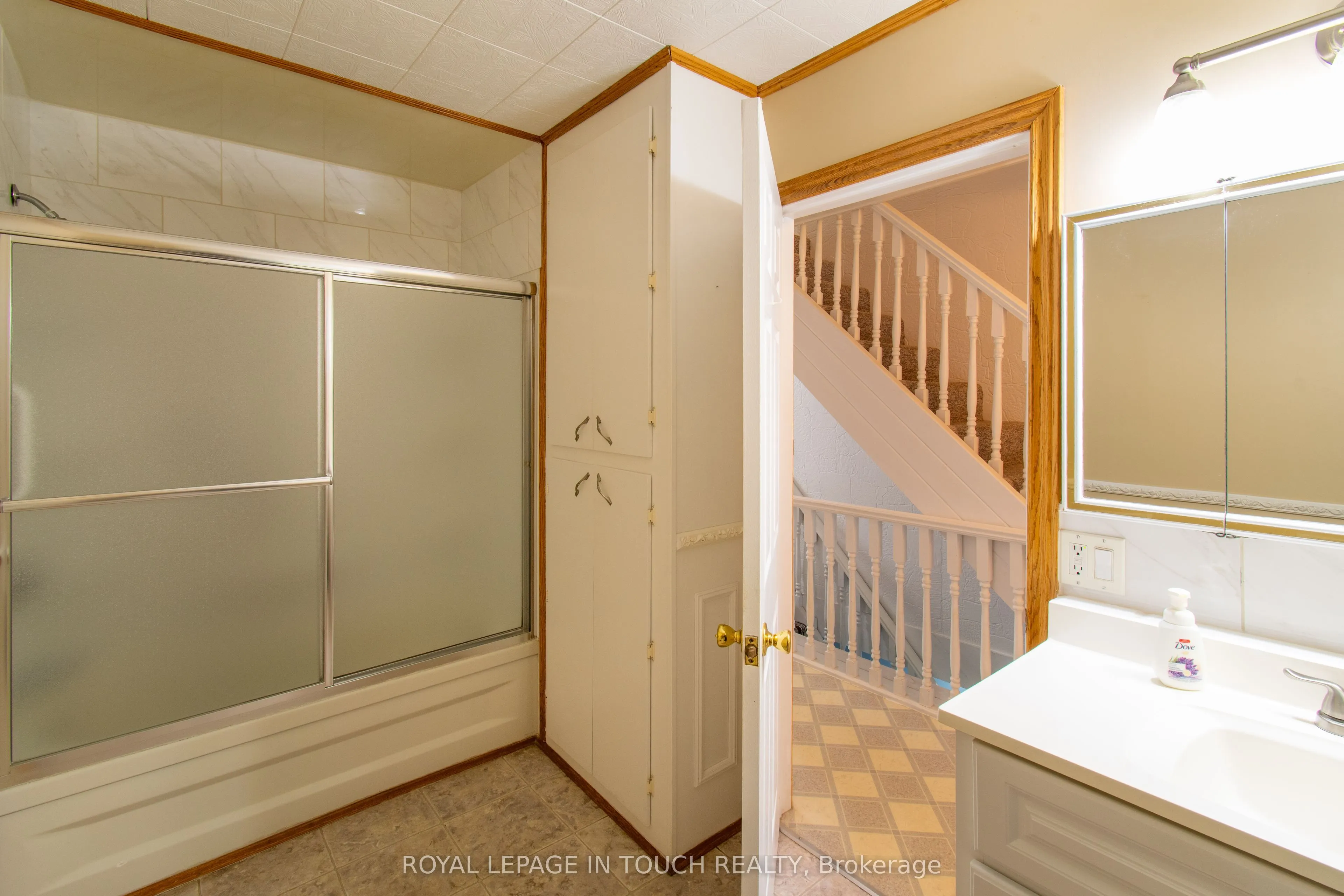 748 Overhead bridge Road