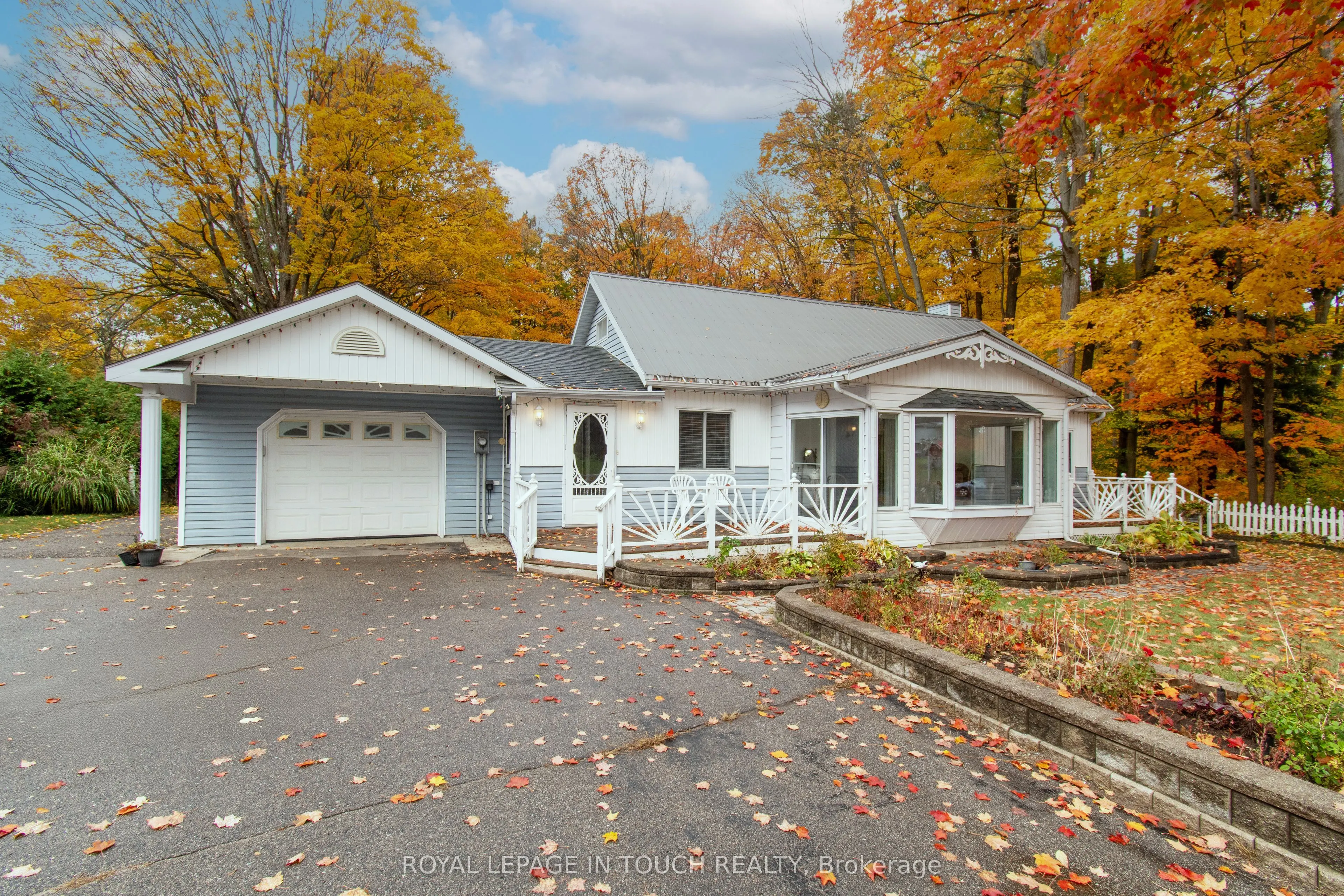 748 Overhead bridge Road