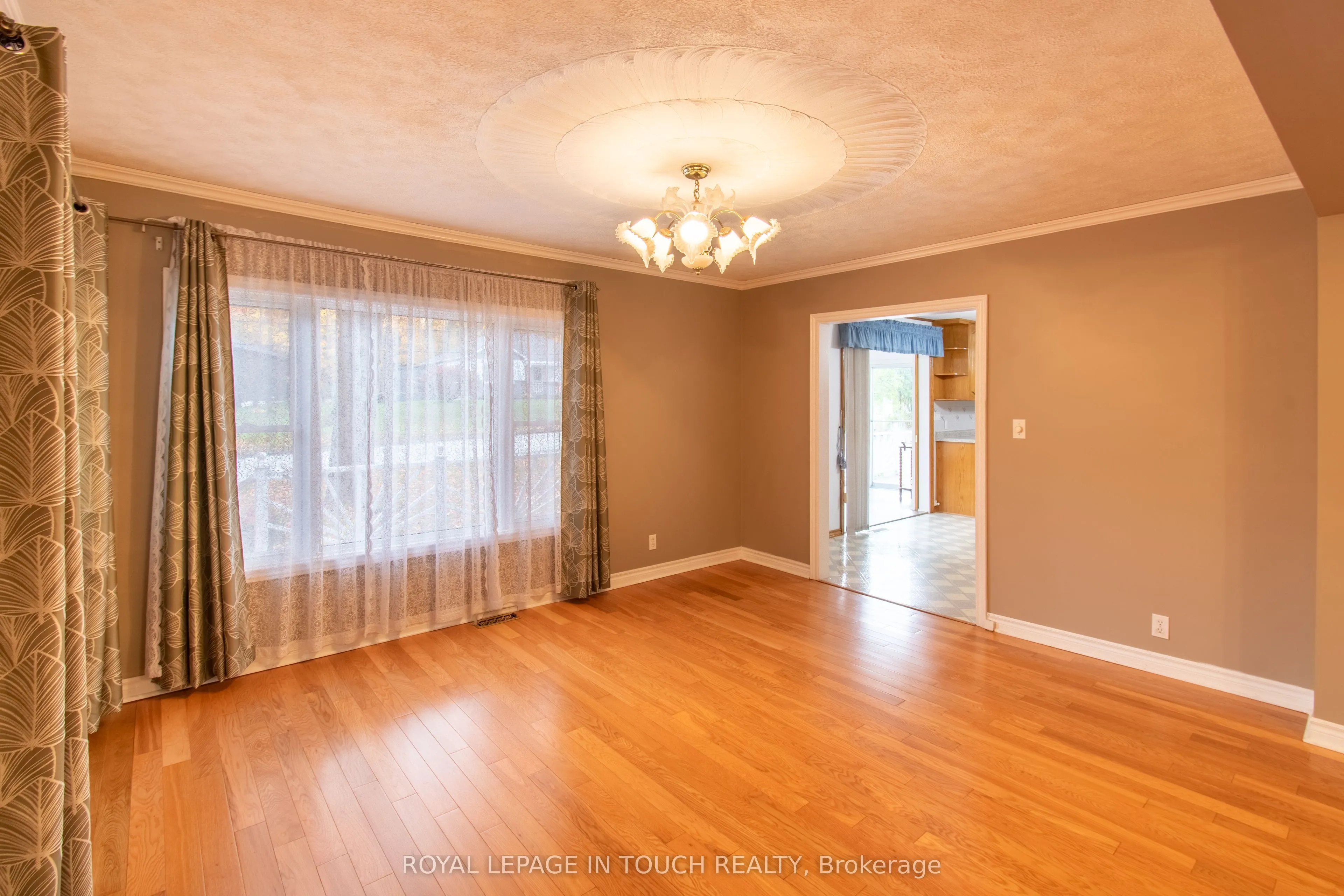 748 Overhead bridge Road