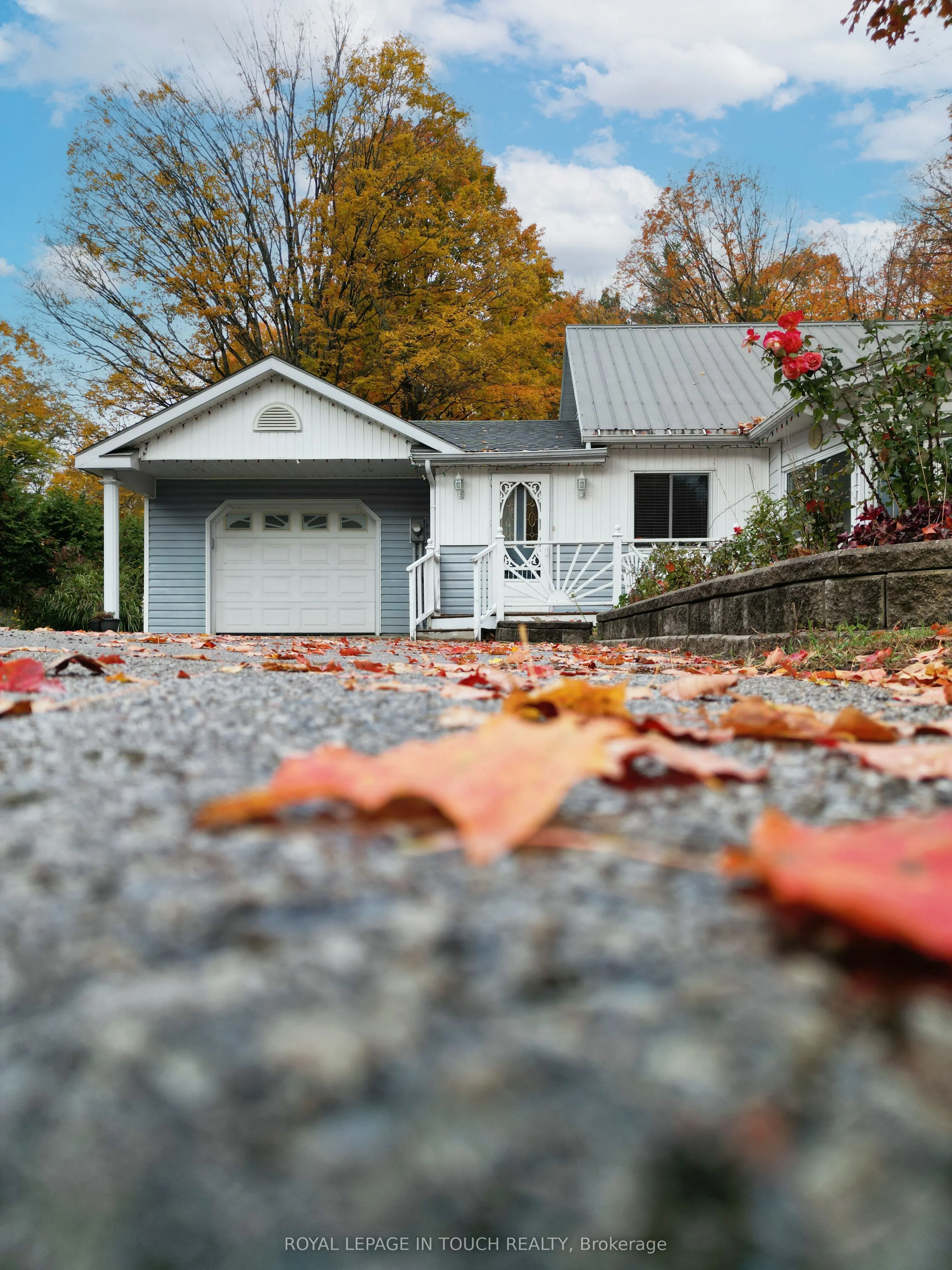 748 Overhead bridge Road