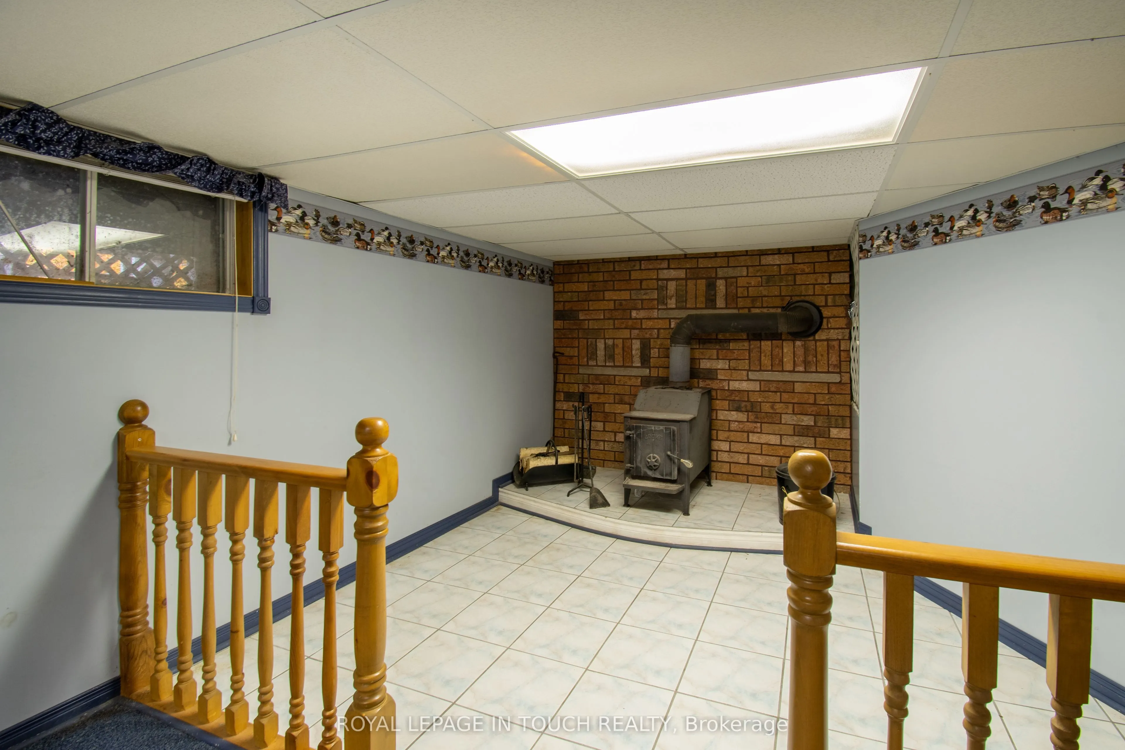 748 Overhead bridge Road