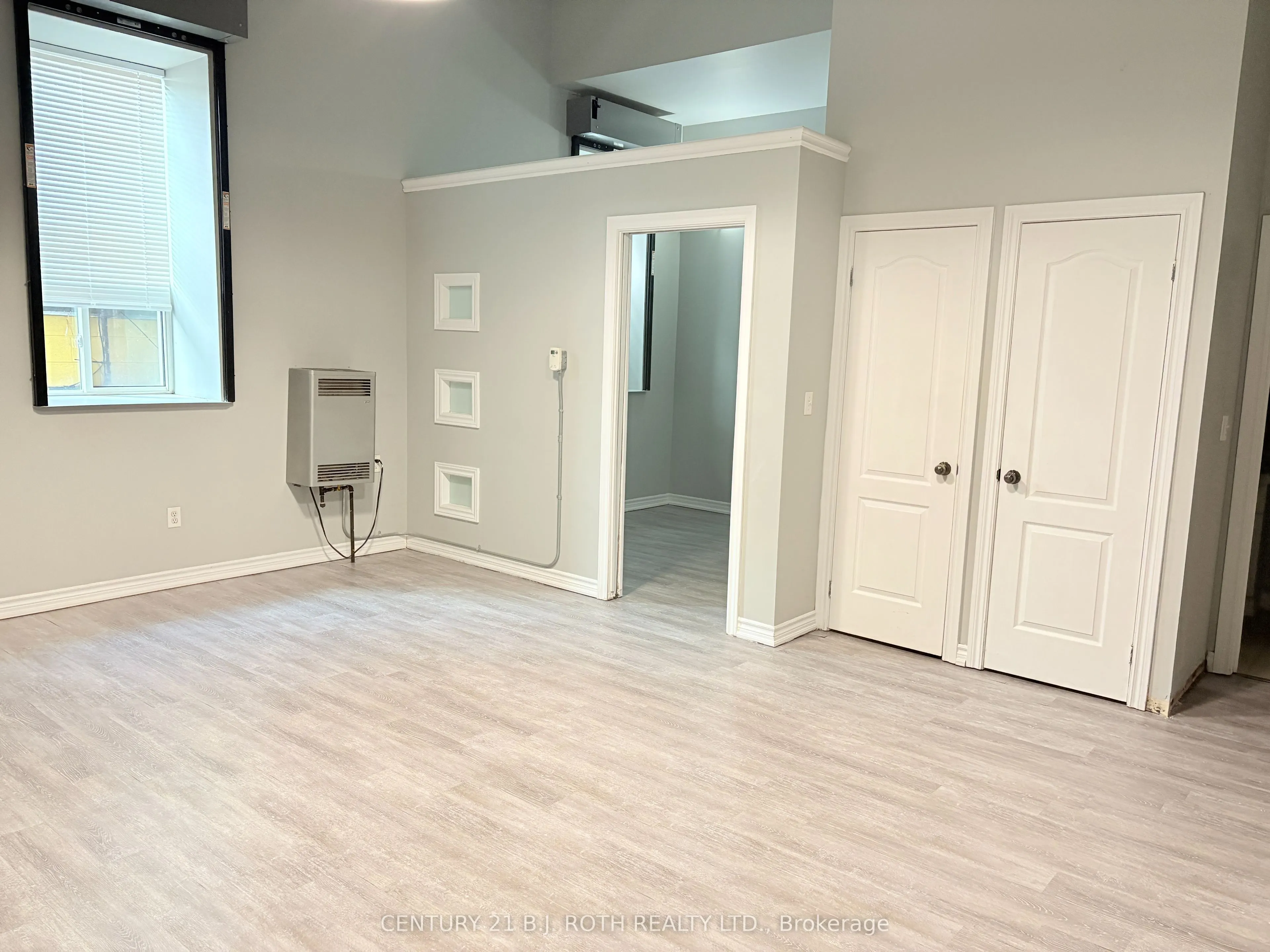 19 Dunlop Street W, #104