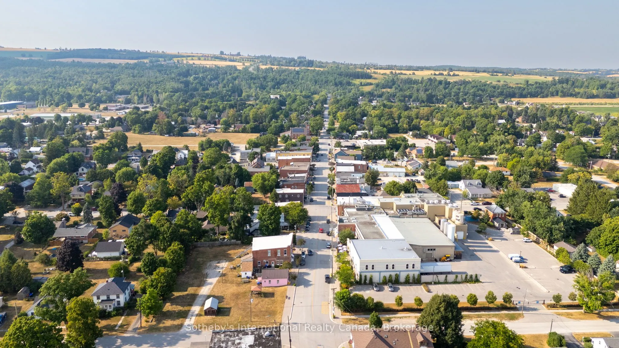 12 Elizabeth Street W