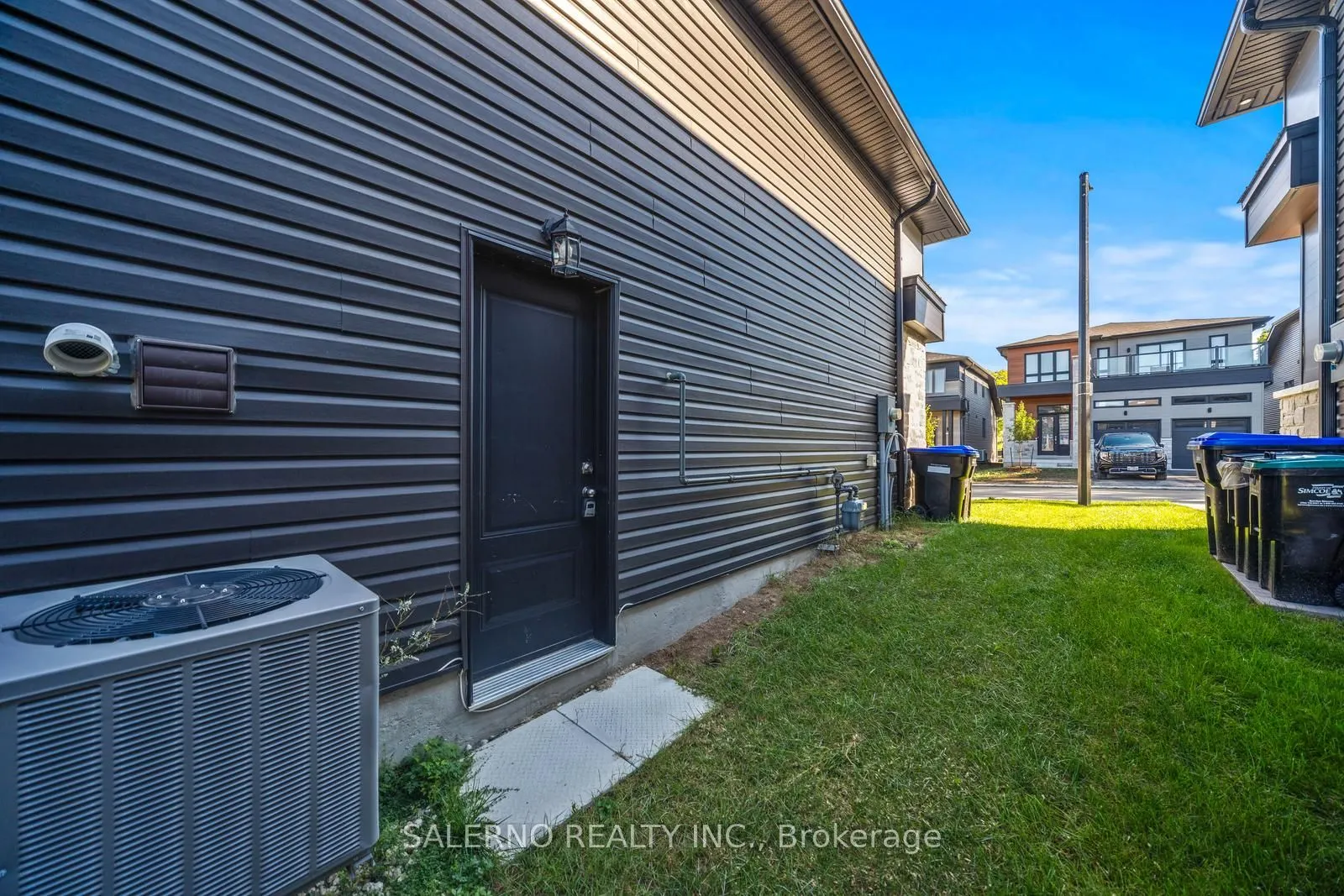 100 Berkely Street, #Lower