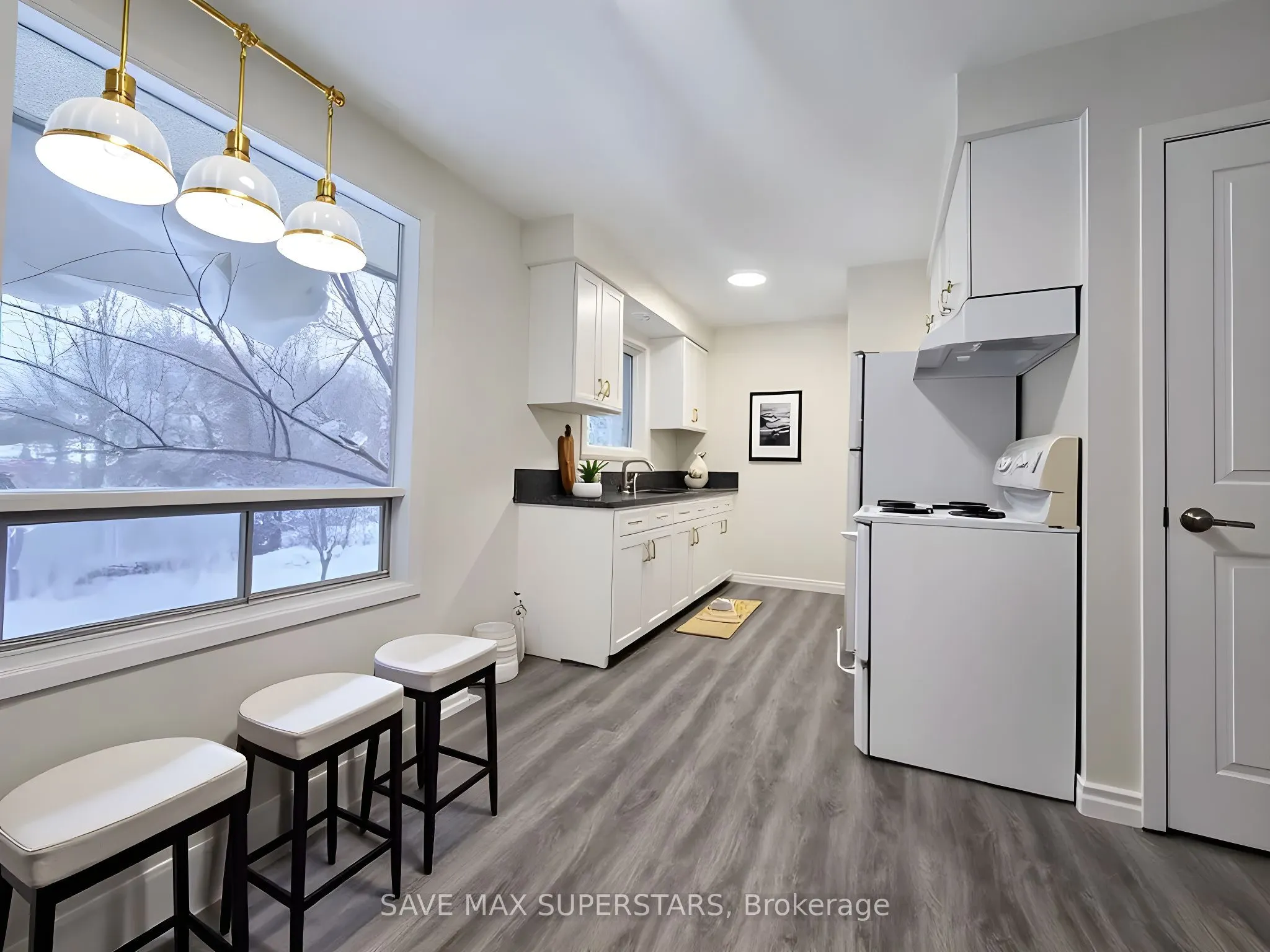 35 BERNICK Drive, #DUPLEX