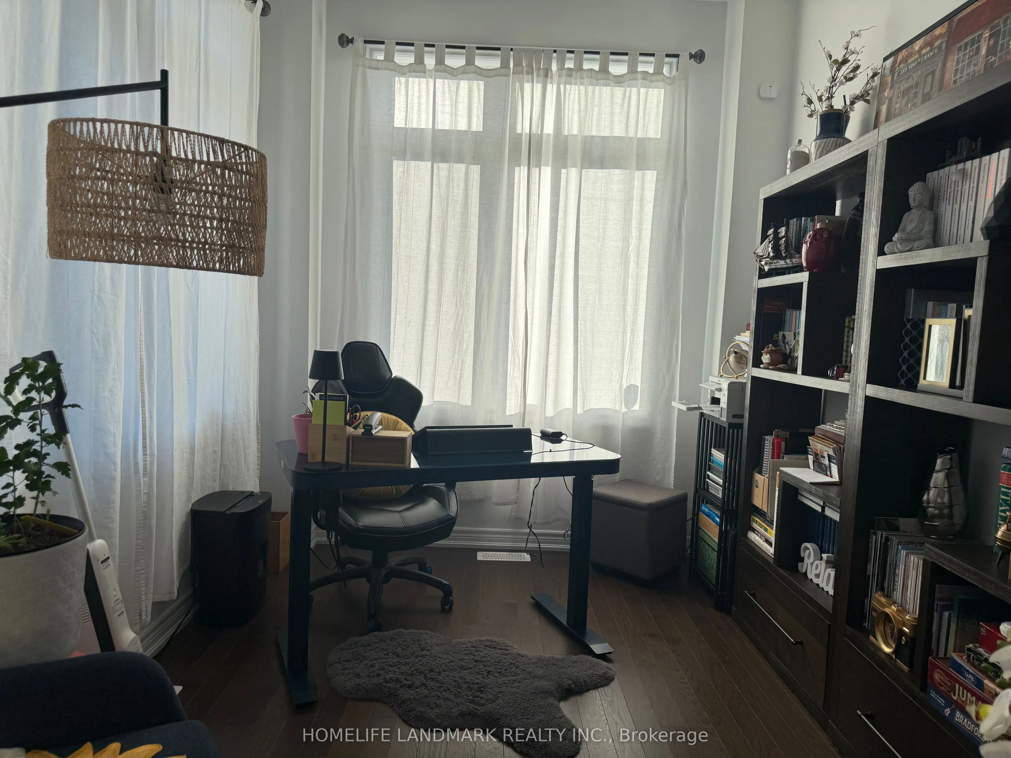 21 Kingsbury Trail E