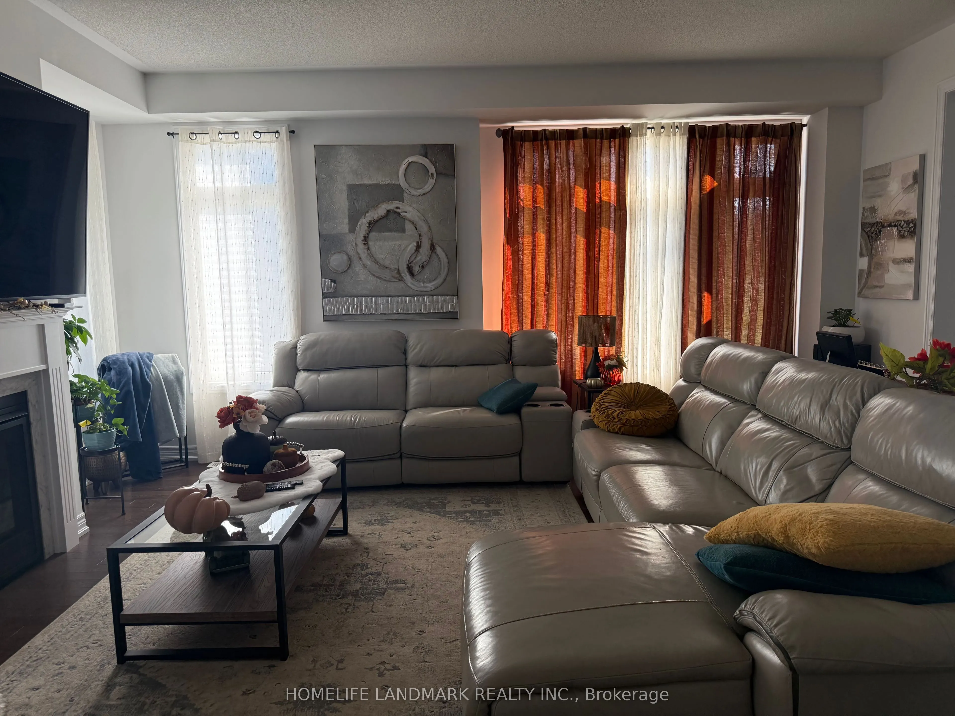 21 Kingsbury Trail E