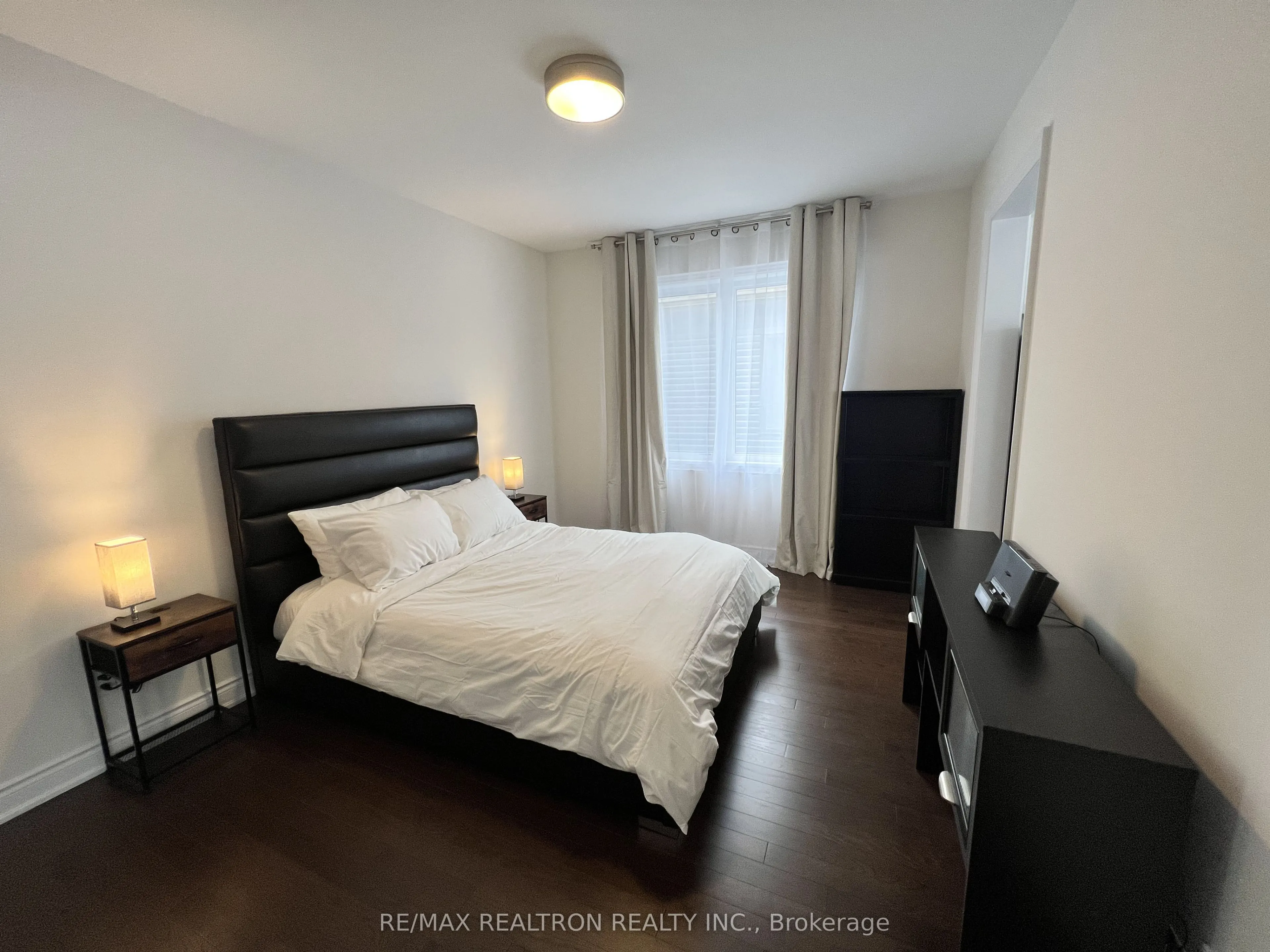 280 Ramblewood Drive