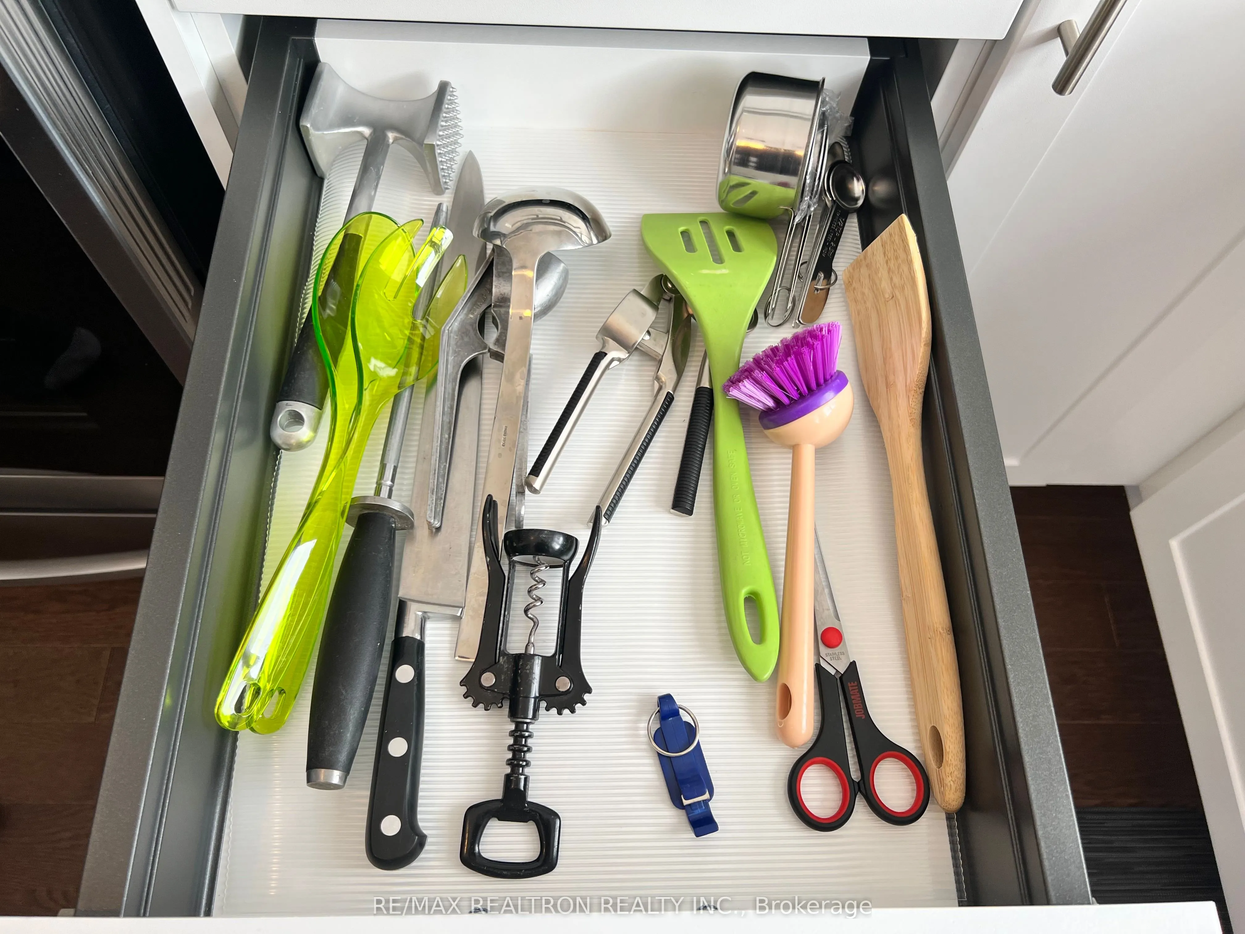 280 Ramblewood Drive