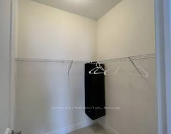 280 Ramblewood Drive