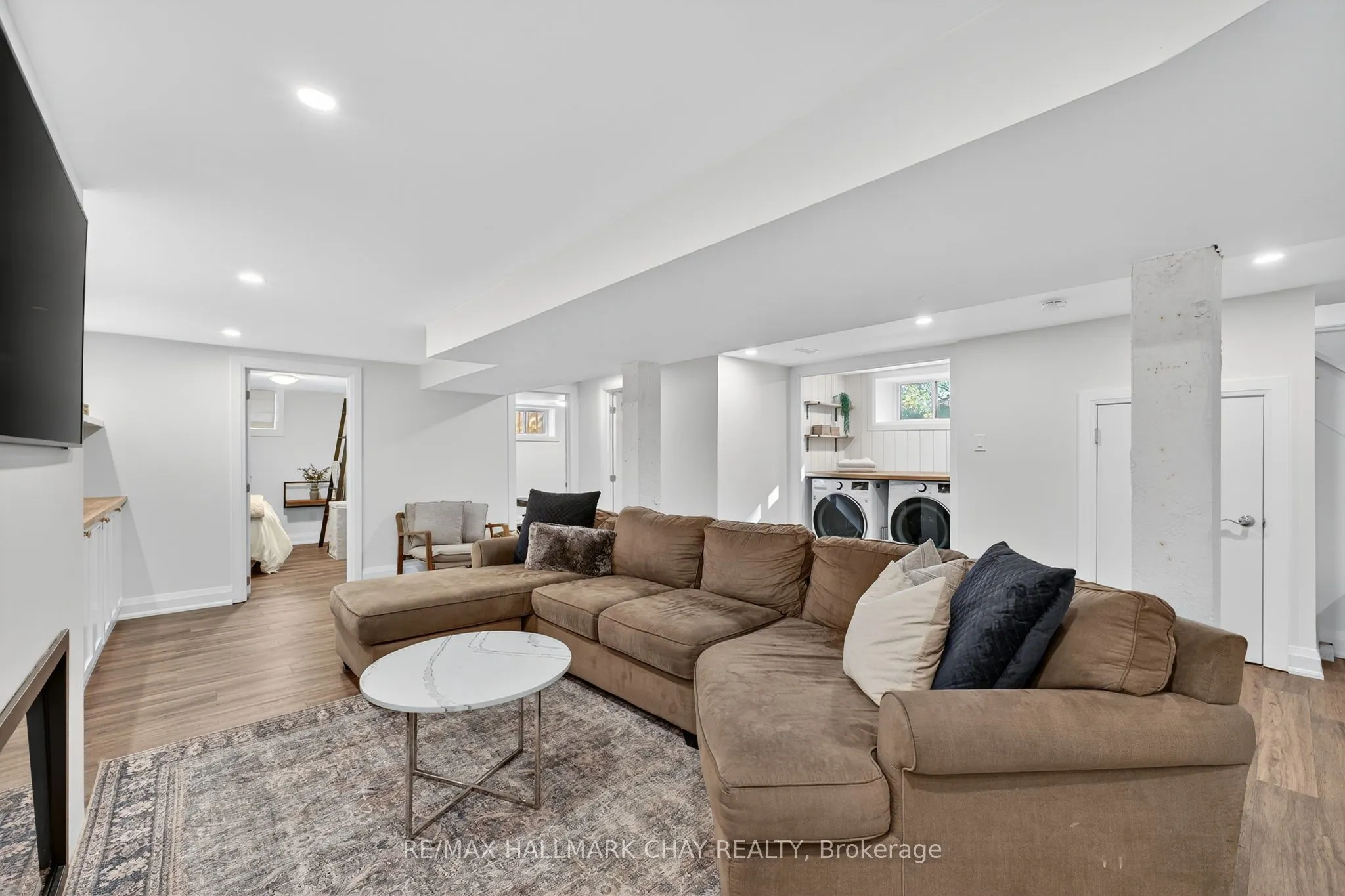 255 Codrington Street