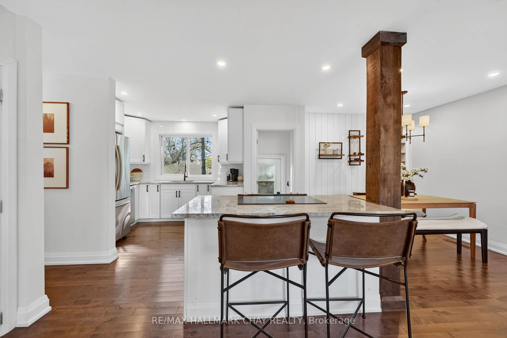 255 Codrington Street