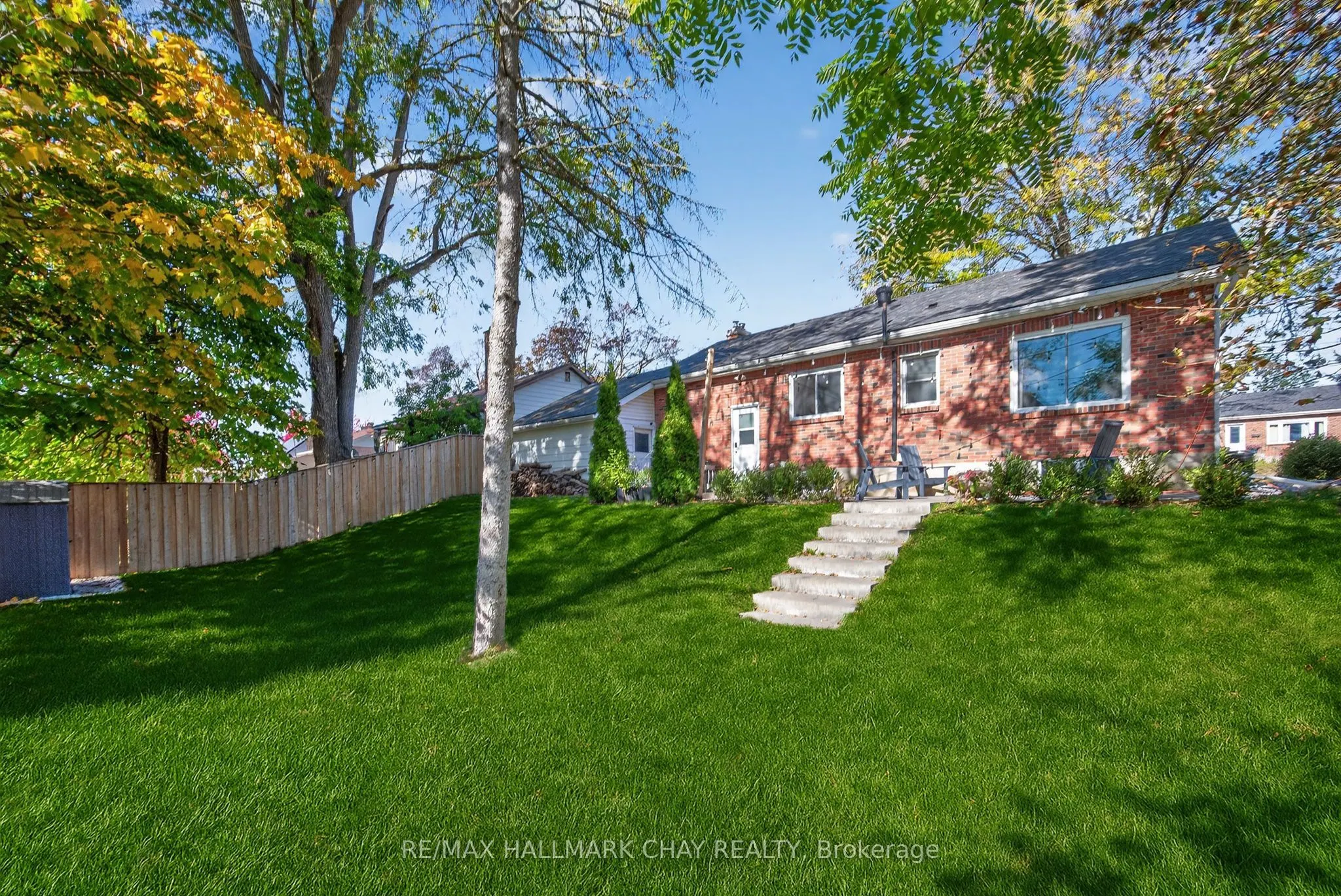 255 Codrington Street