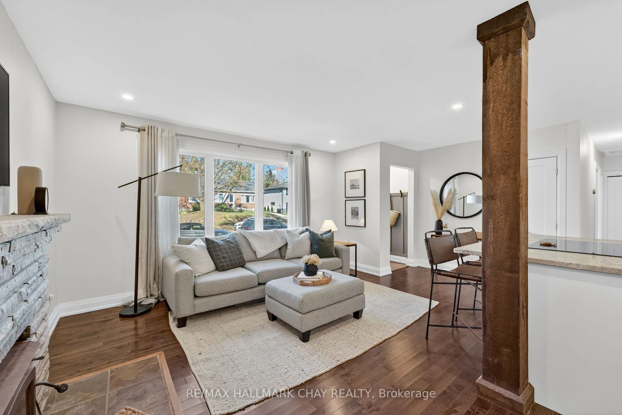 255 Codrington Street