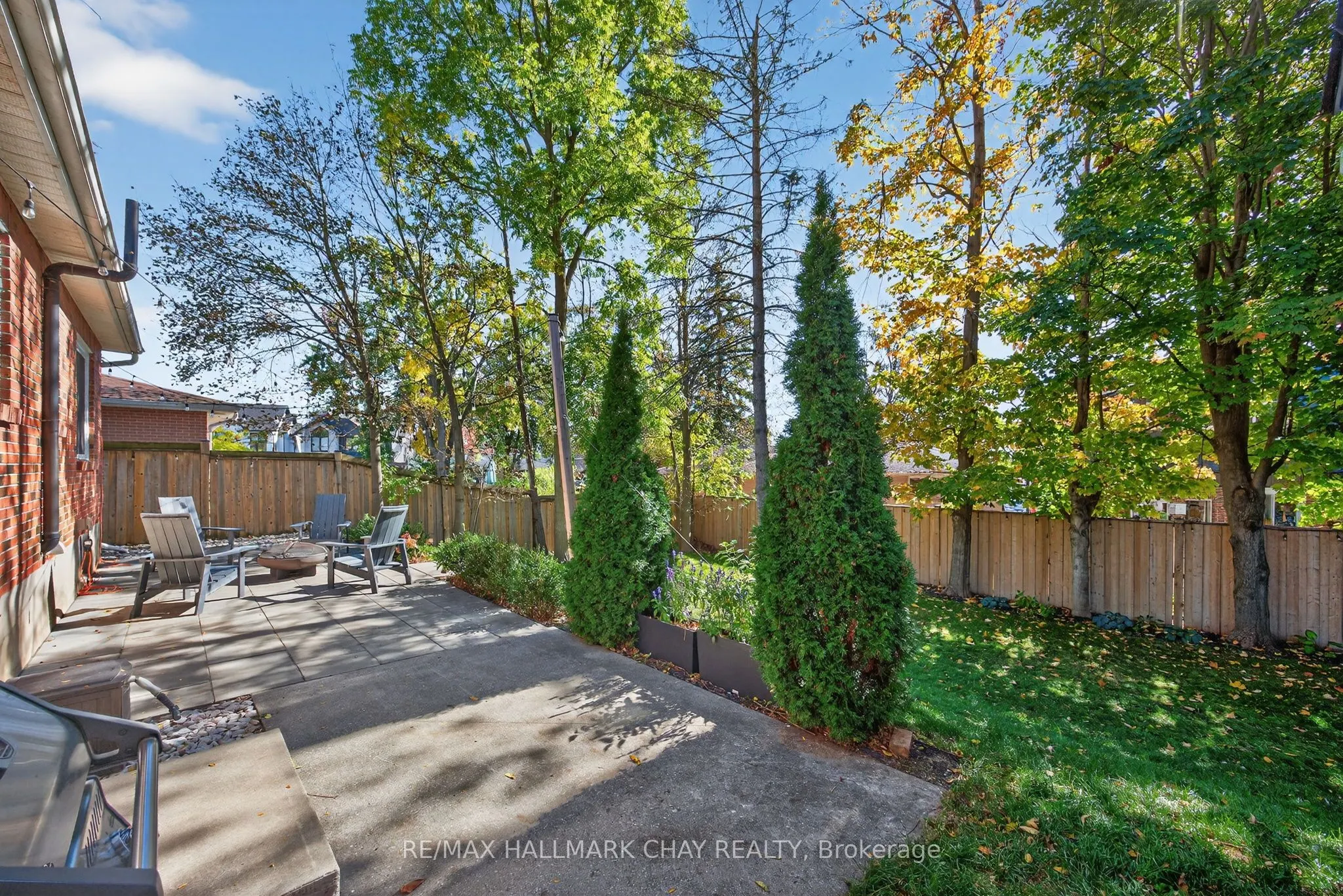 255 Codrington Street