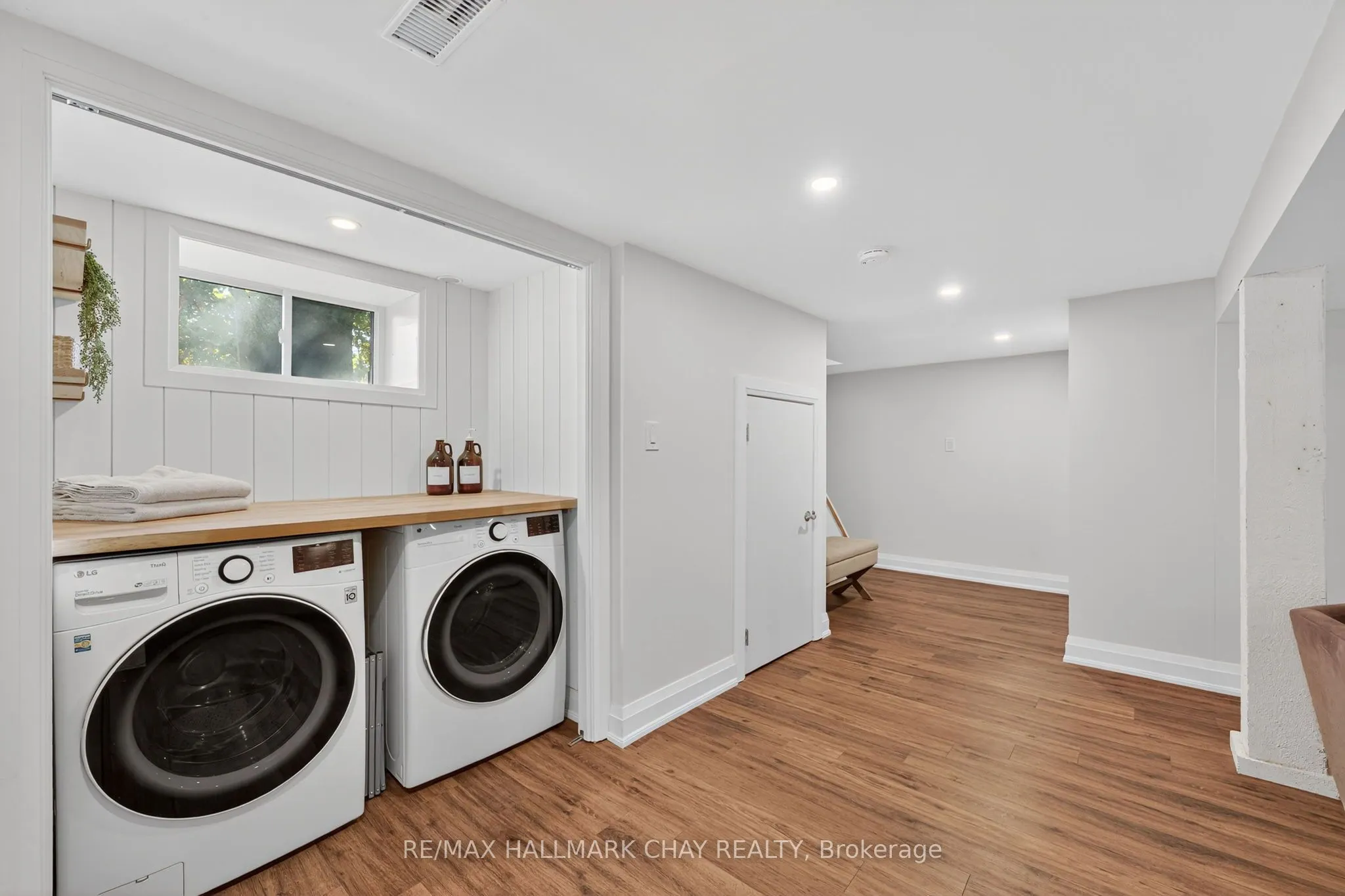 255 Codrington Street