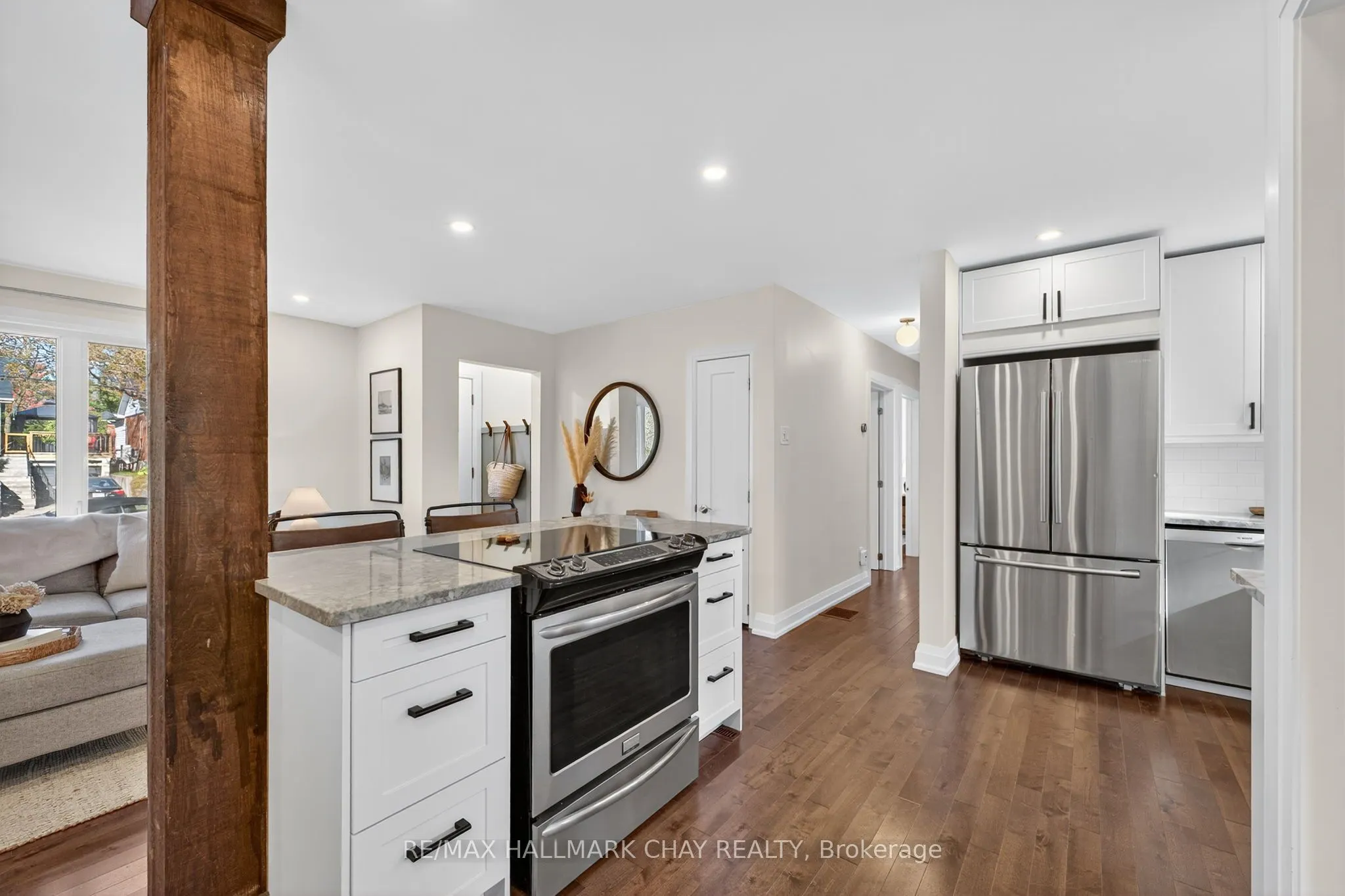 255 Codrington Street