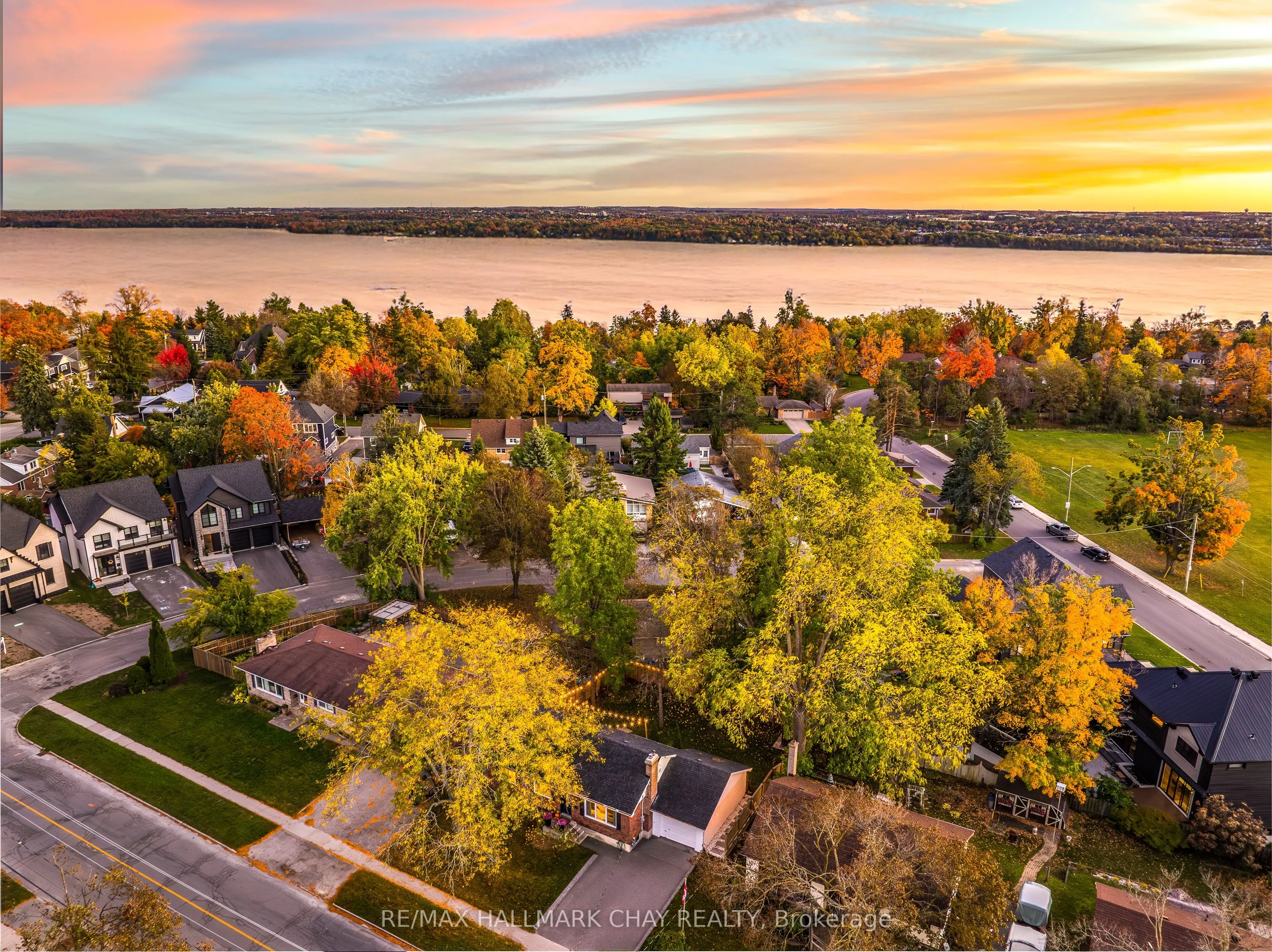 255 Codrington Street