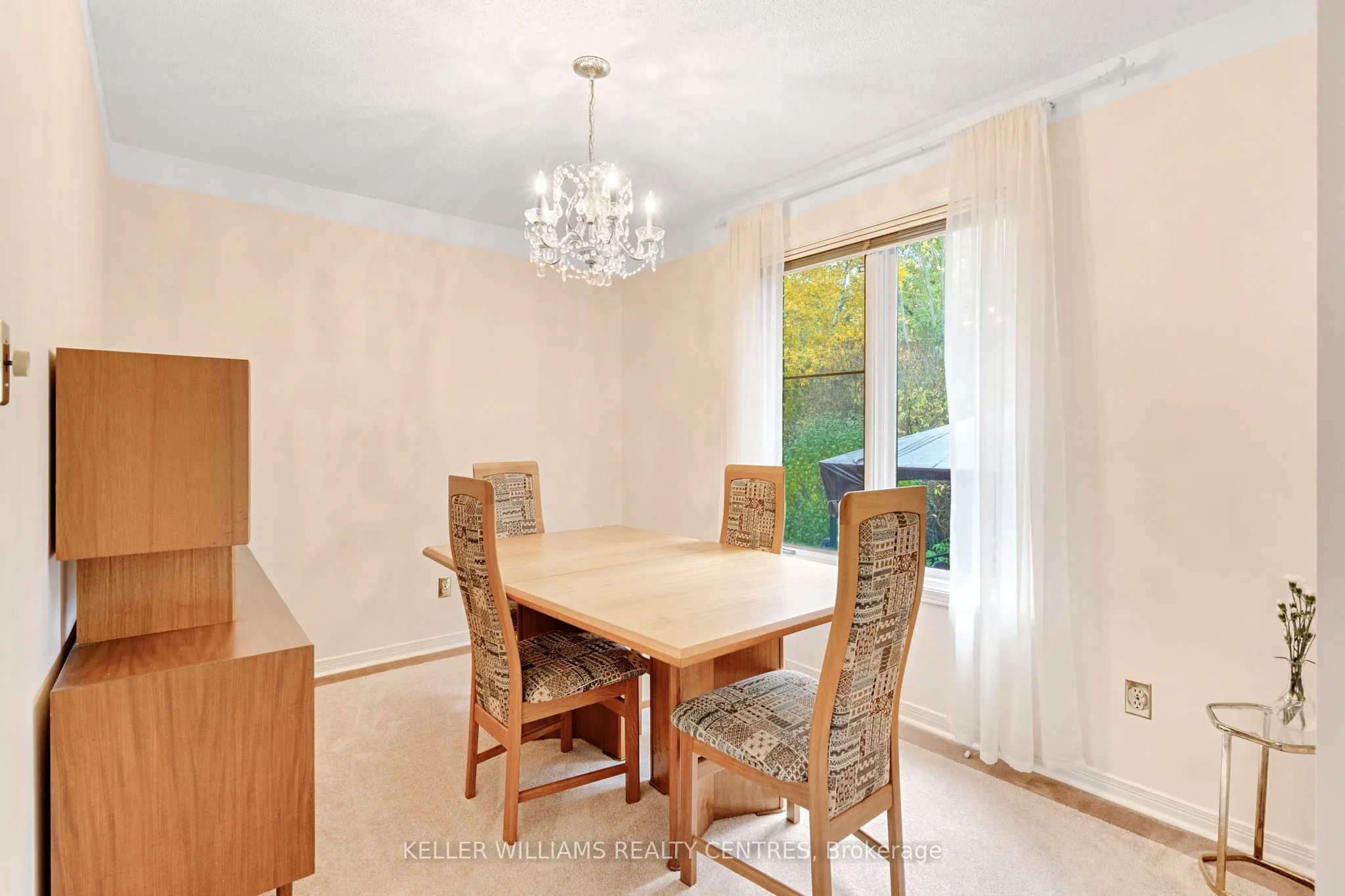 11 Birchmount Circle