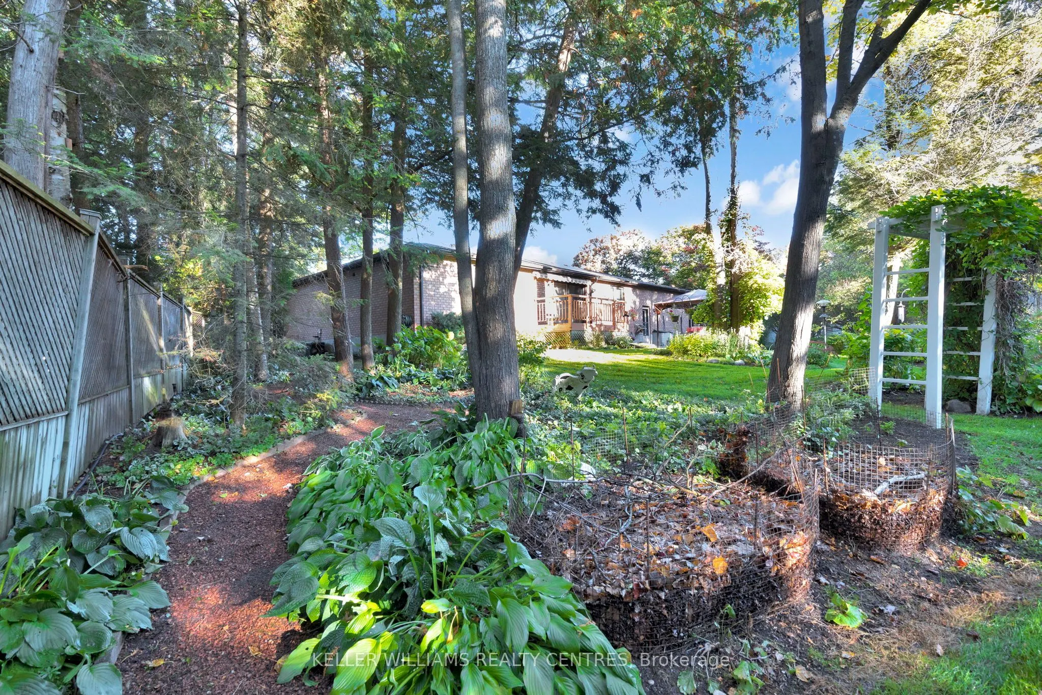 11 Birchmount Circle