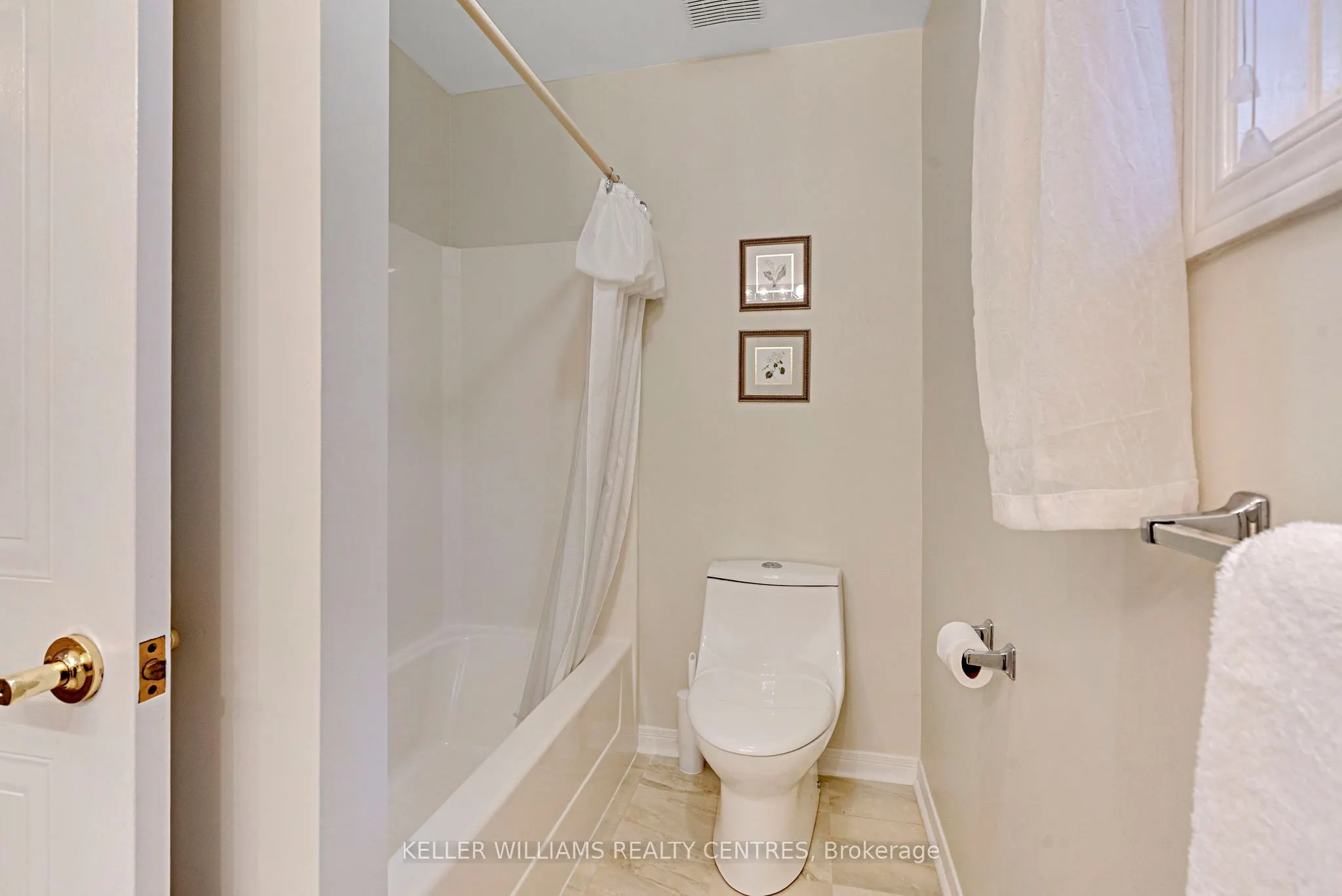 11 Birchmount Circle