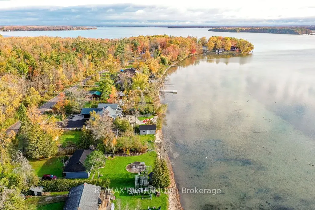 1467 Cunningham Crescent