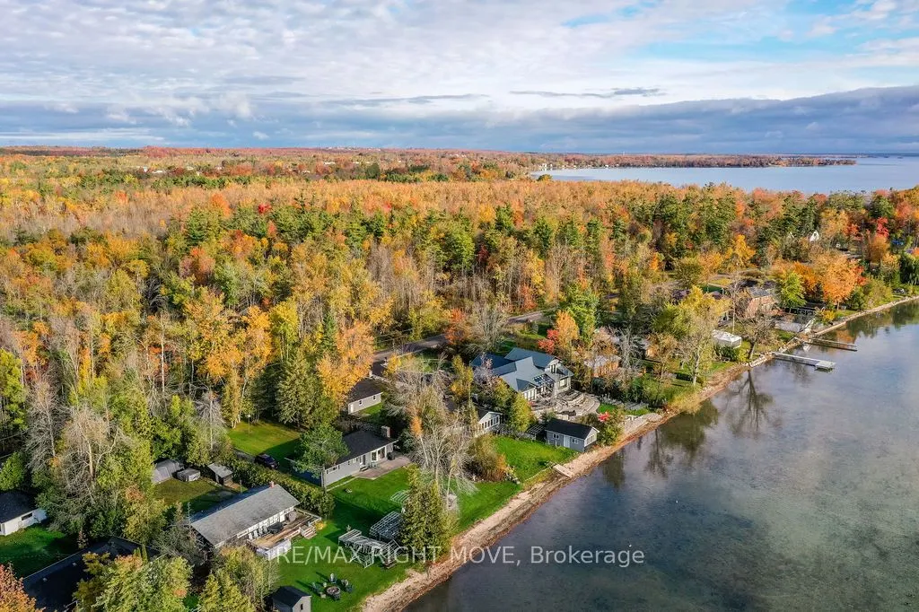 1467 Cunningham Crescent