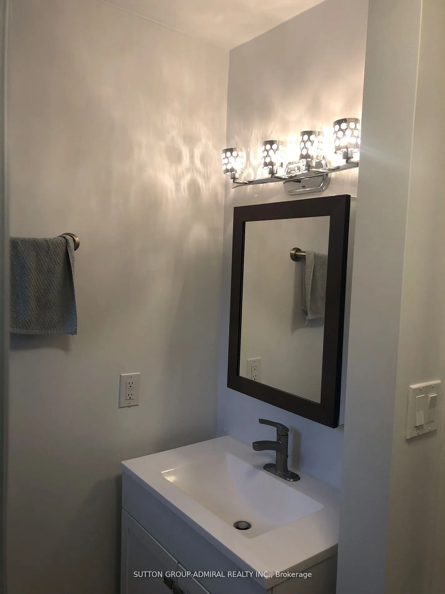 31 JEFFREY Street, #LOWER