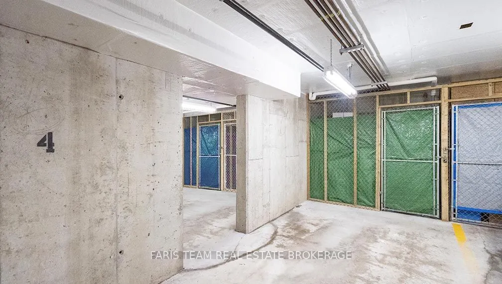 40 Ferndale Drive S, #210