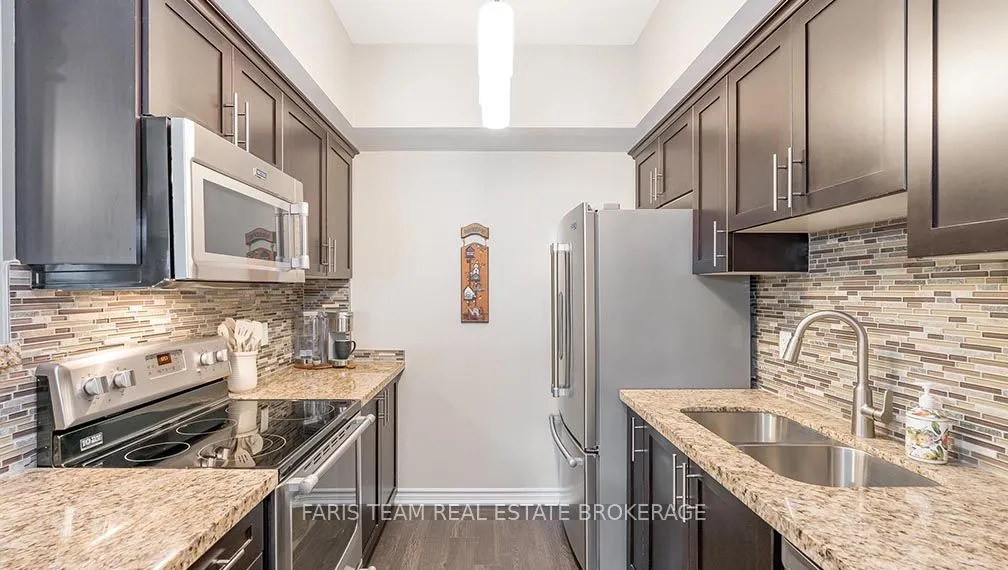 40 Ferndale Drive S, #210