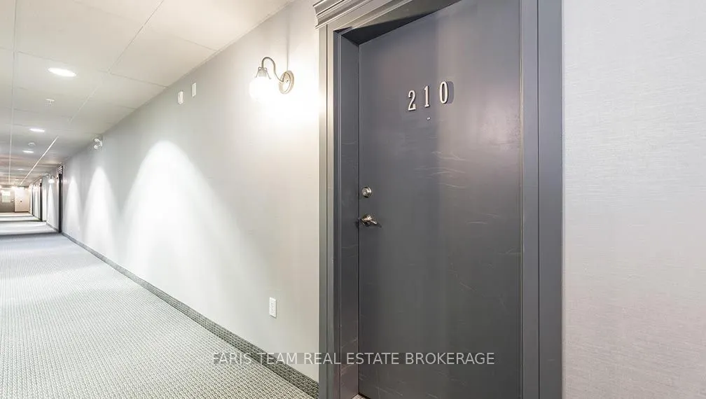 40 Ferndale Drive S, #210