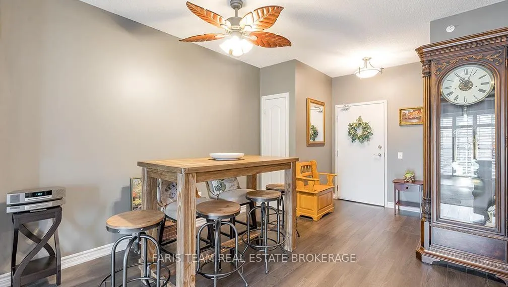 40 Ferndale Drive S, #210