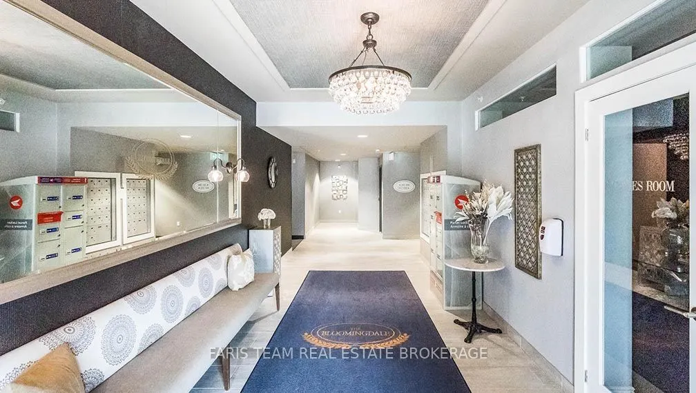 40 Ferndale Drive S, #210