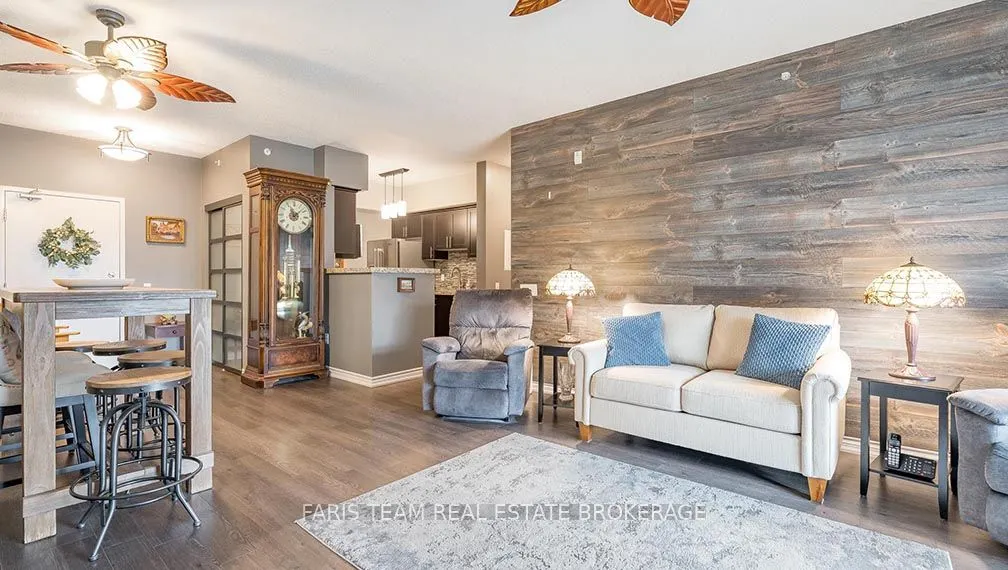 40 Ferndale Drive S, #210