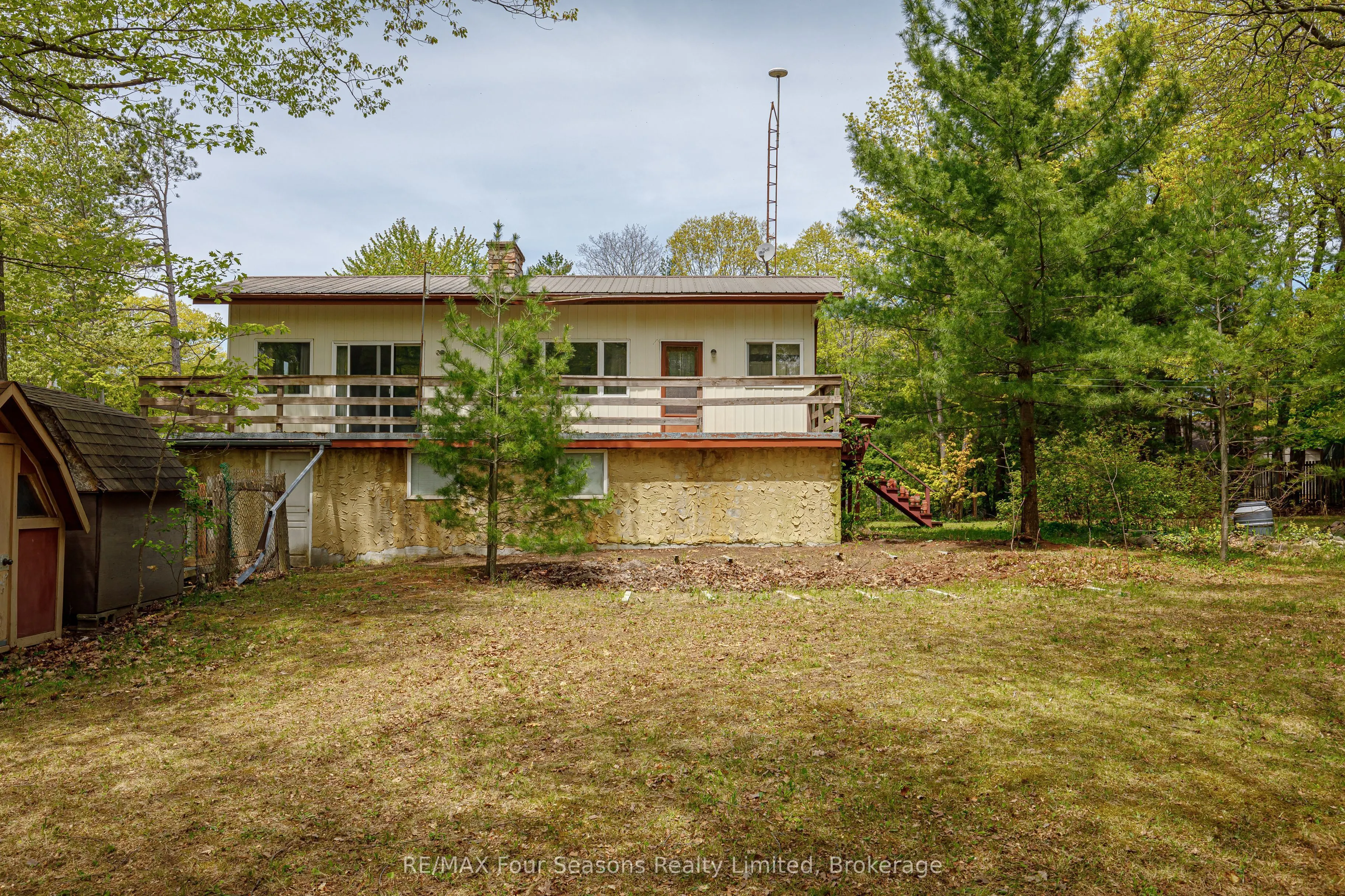 828 Oxbow Park Drive