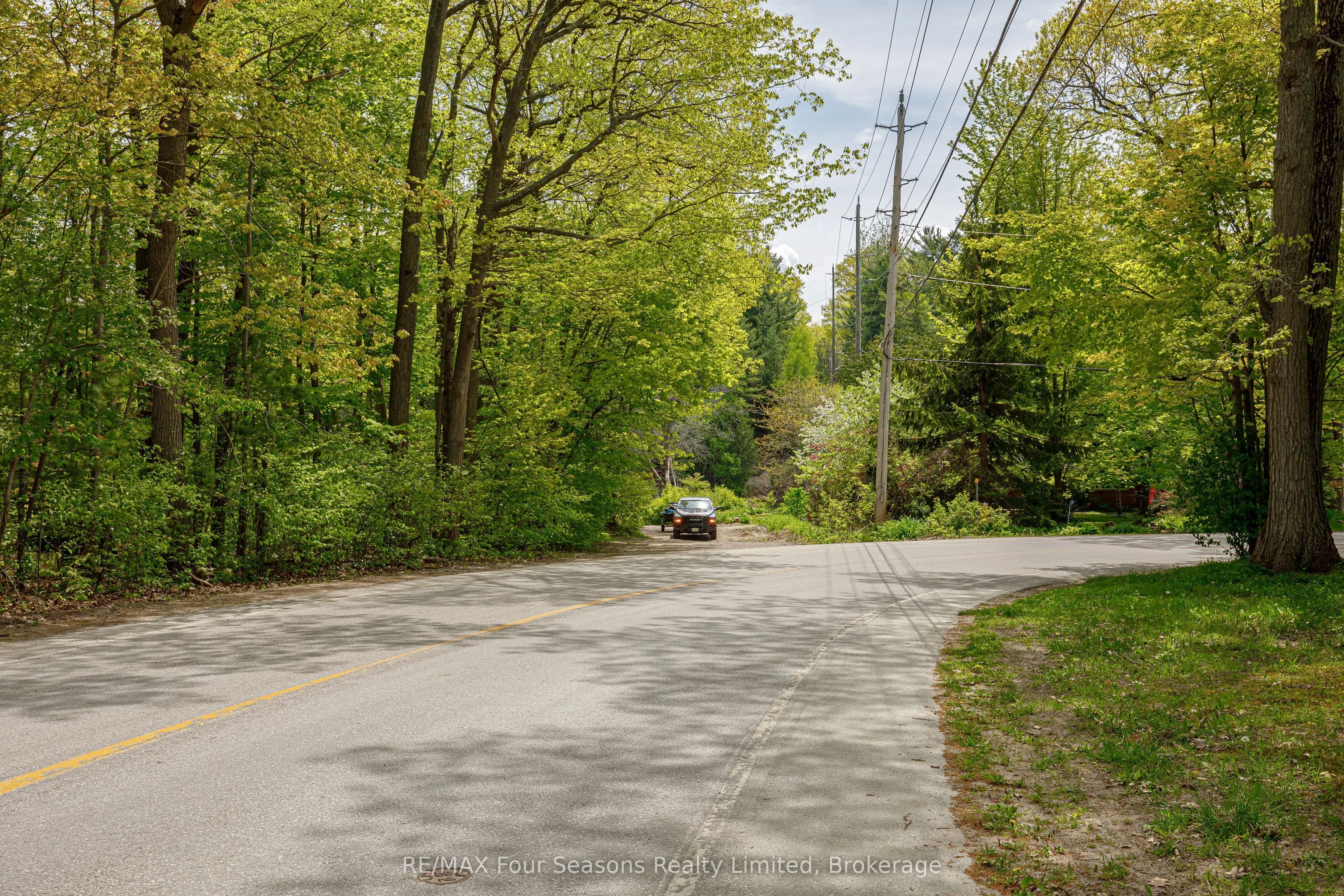 828 Oxbow Park Drive