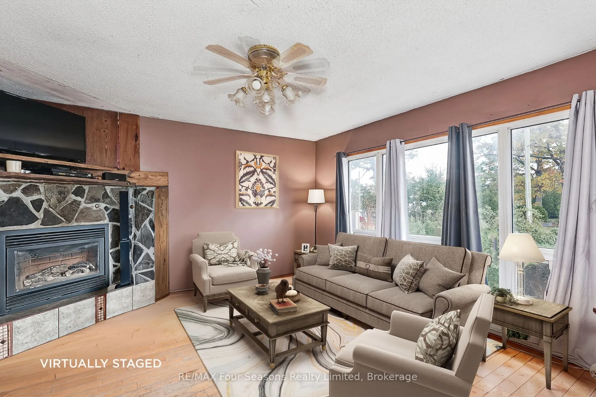 24 Indianola Crescent