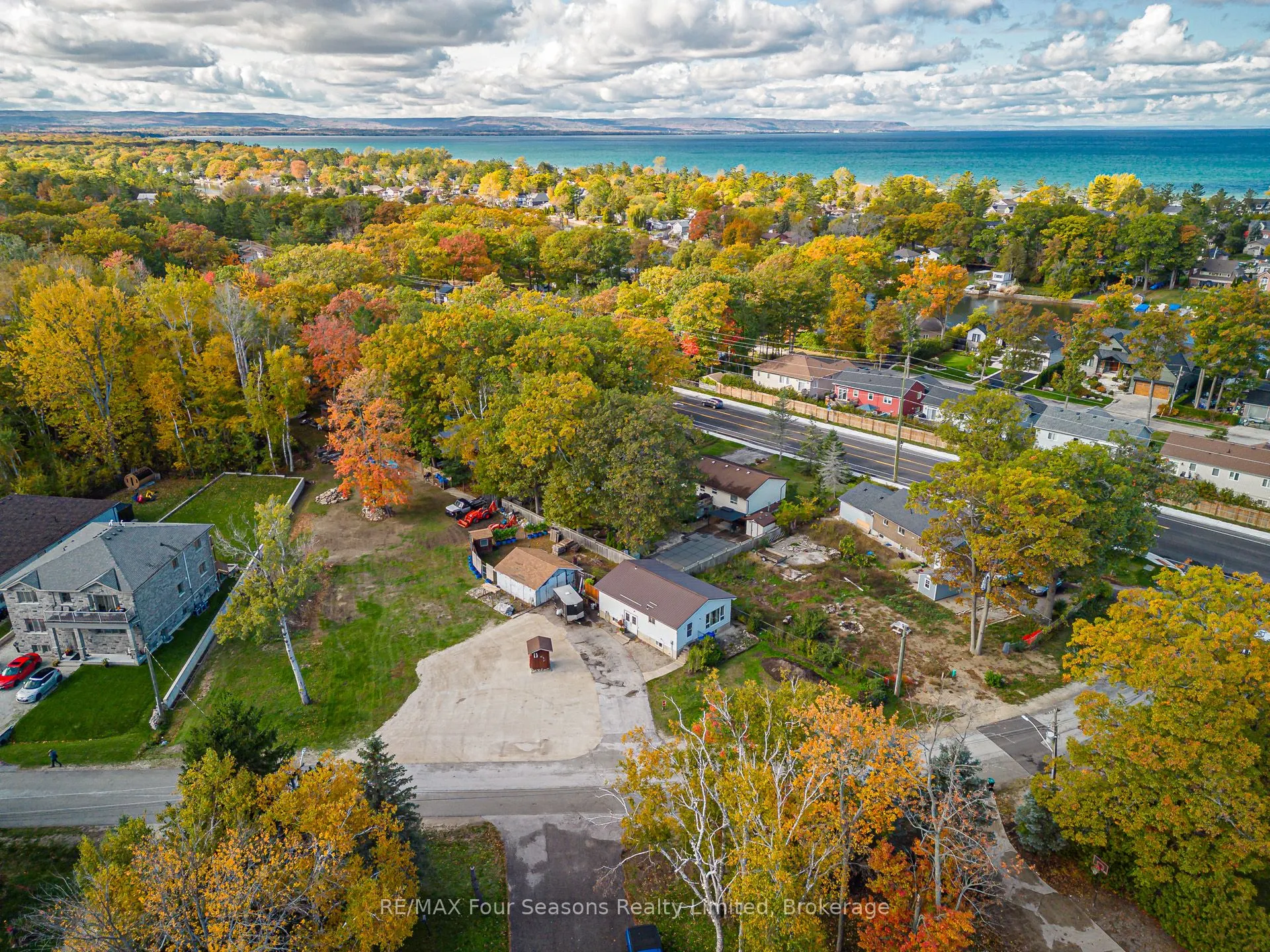 24 Indianola Crescent