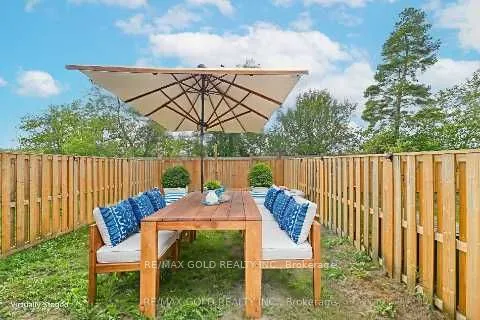 72 Brown Bear Street