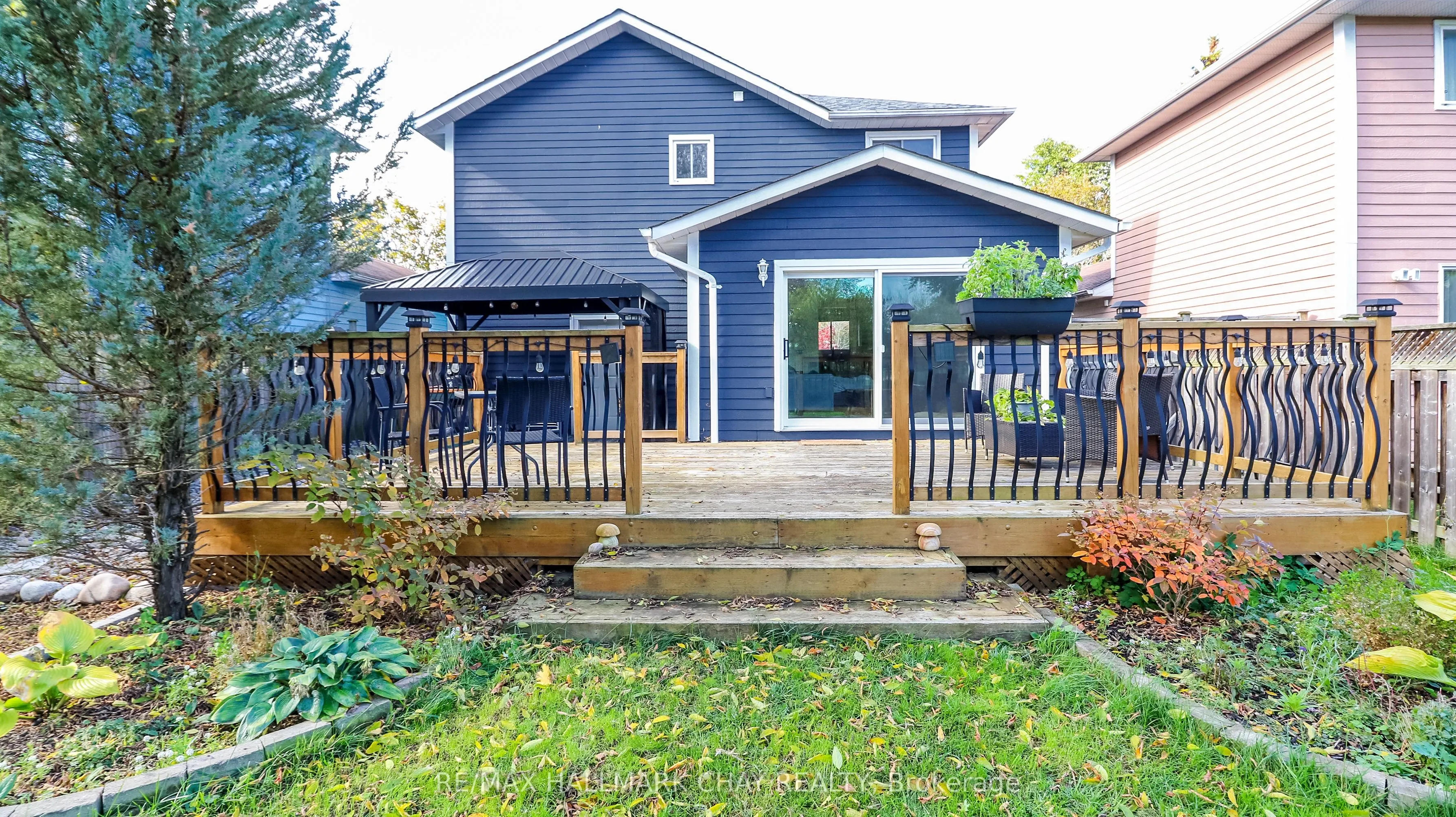 75 Elizabeth Street W