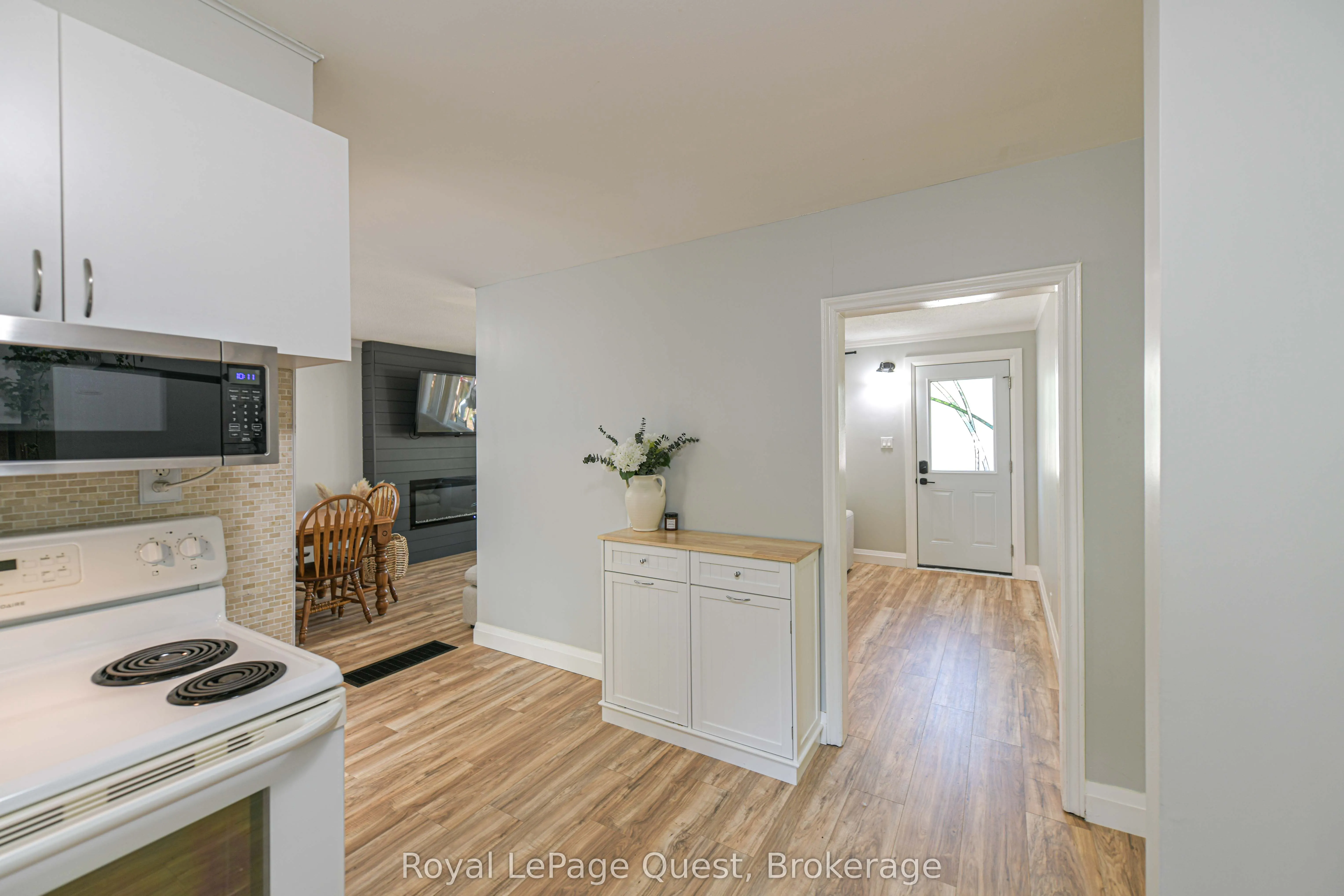 401 Mississaga Street W