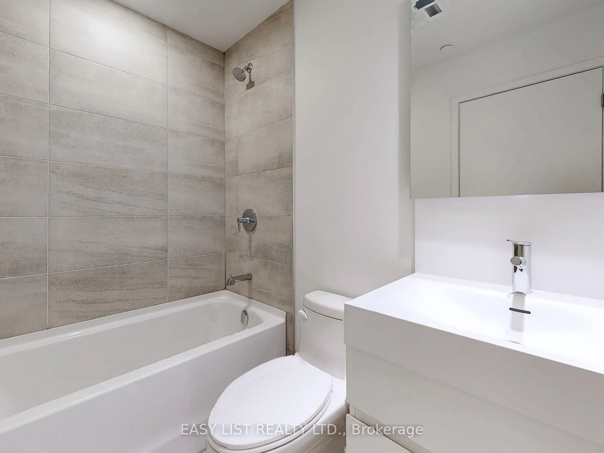 39 Mary Street, #2008