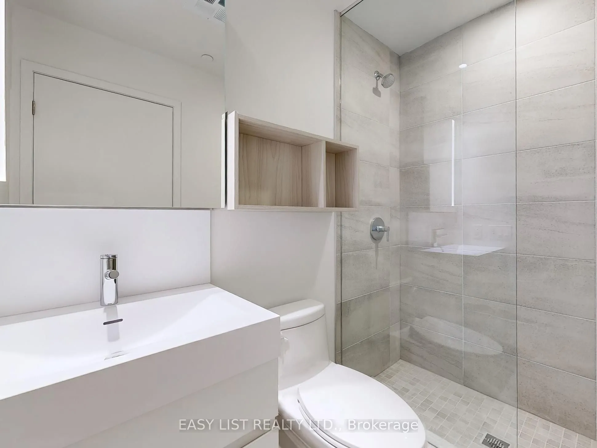 39 Mary Street, #2008